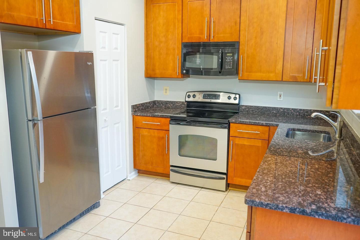 OWINGS MILLS NEW TOWN - Residential Lease