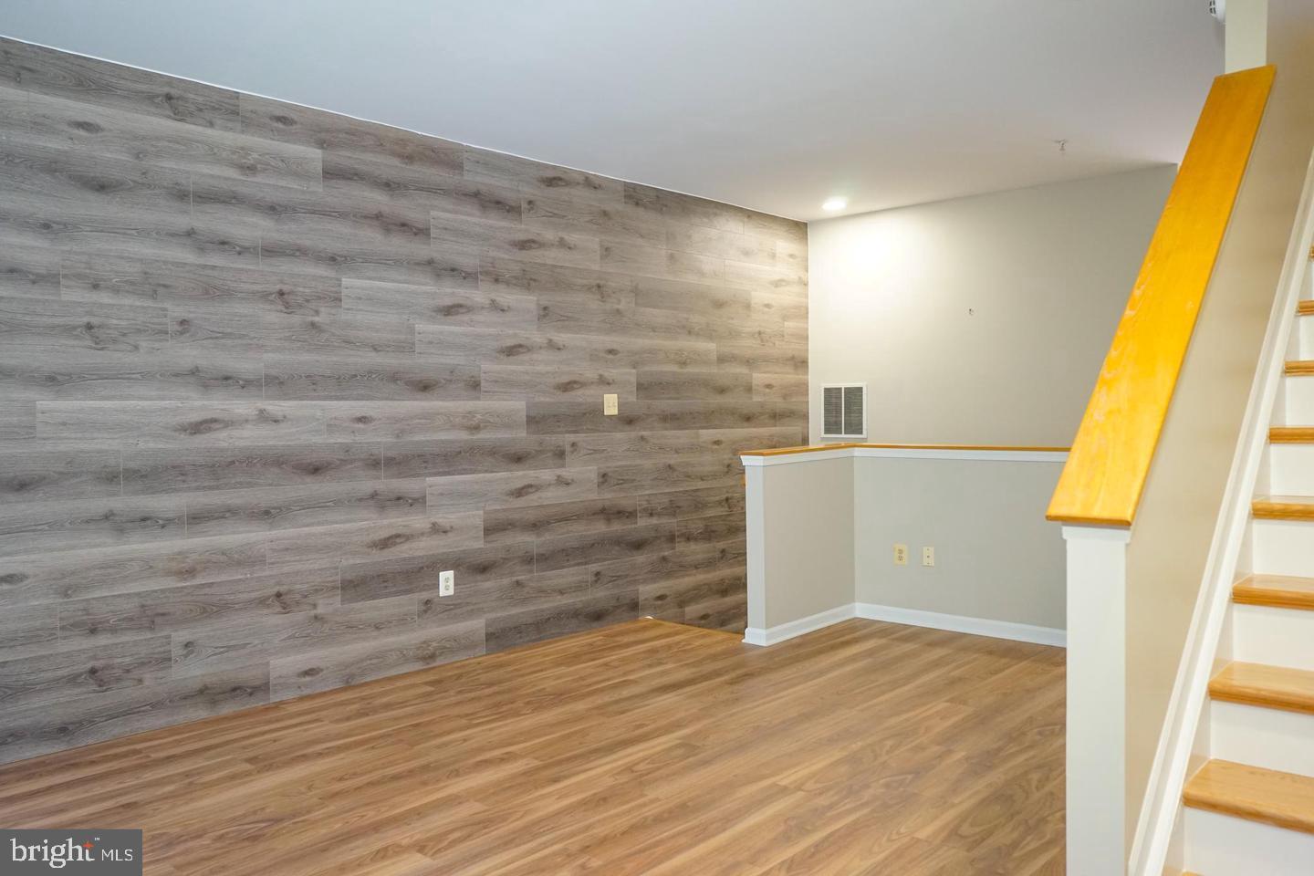 OWINGS MILLS NEW TOWN - Residential Lease