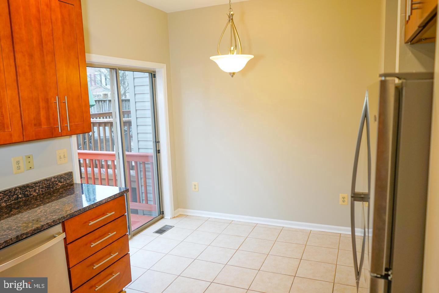 OWINGS MILLS NEW TOWN - Residential Lease