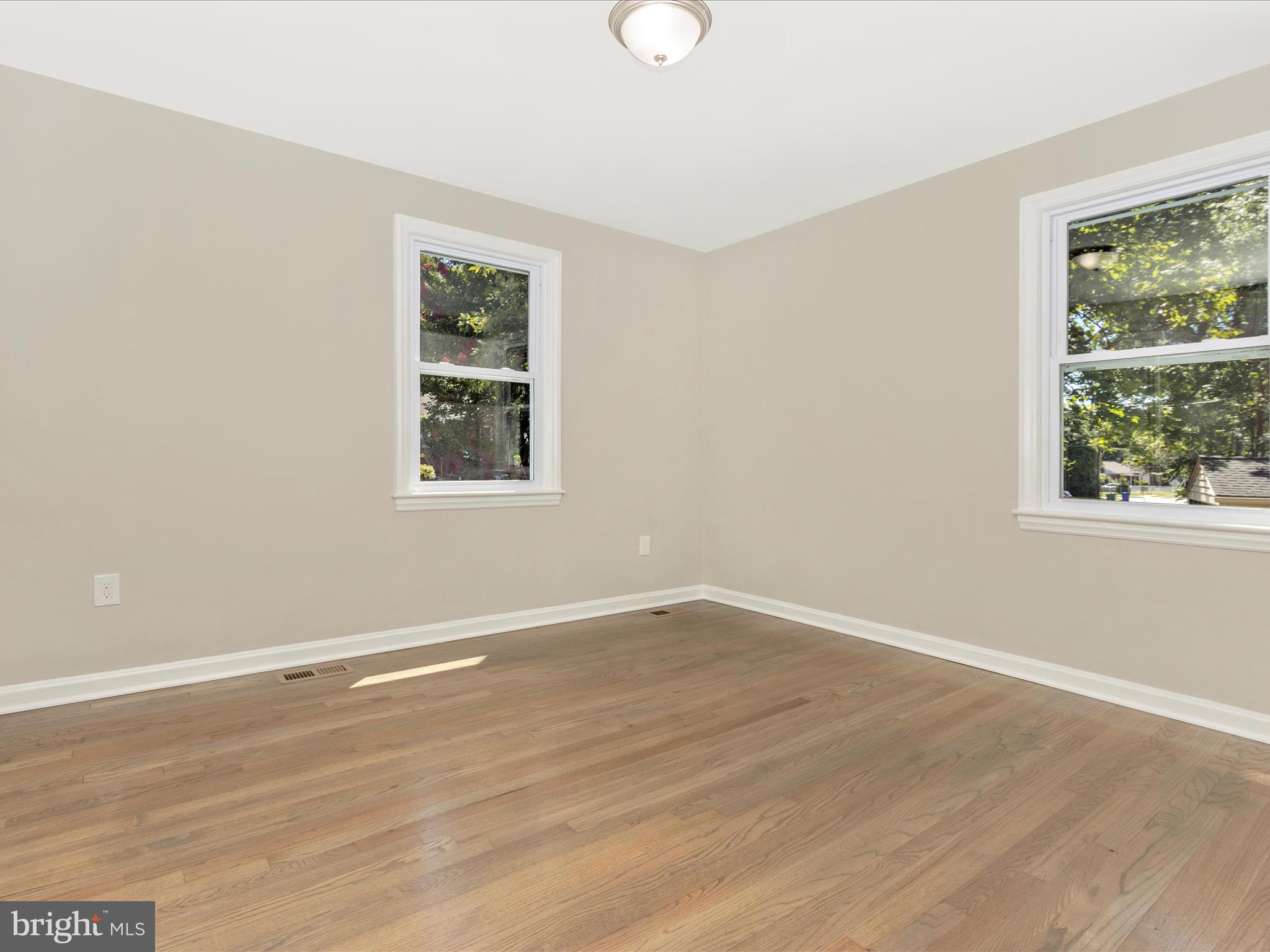 HOLLYWOOD - Residential