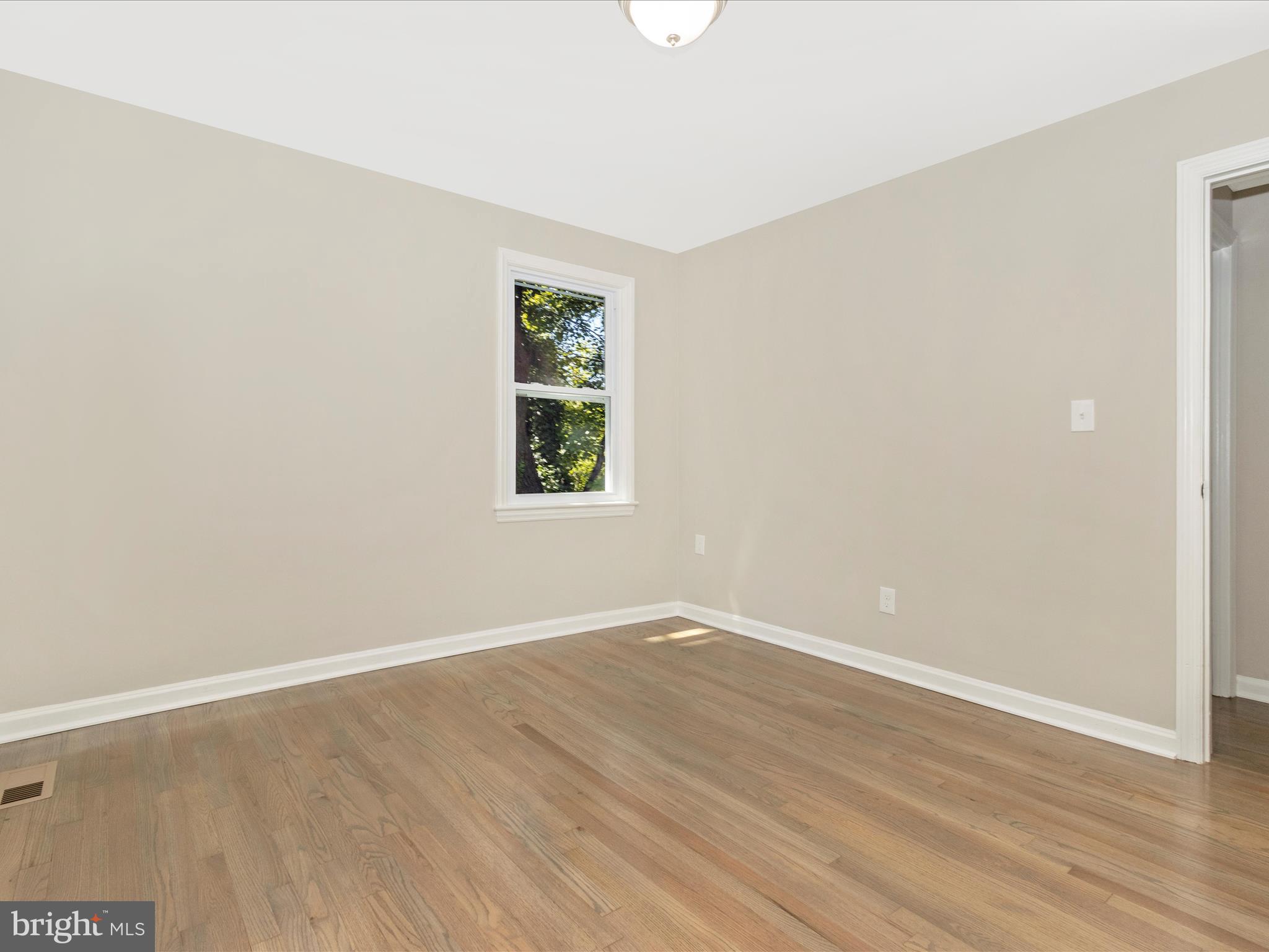 HOLLYWOOD - Residential