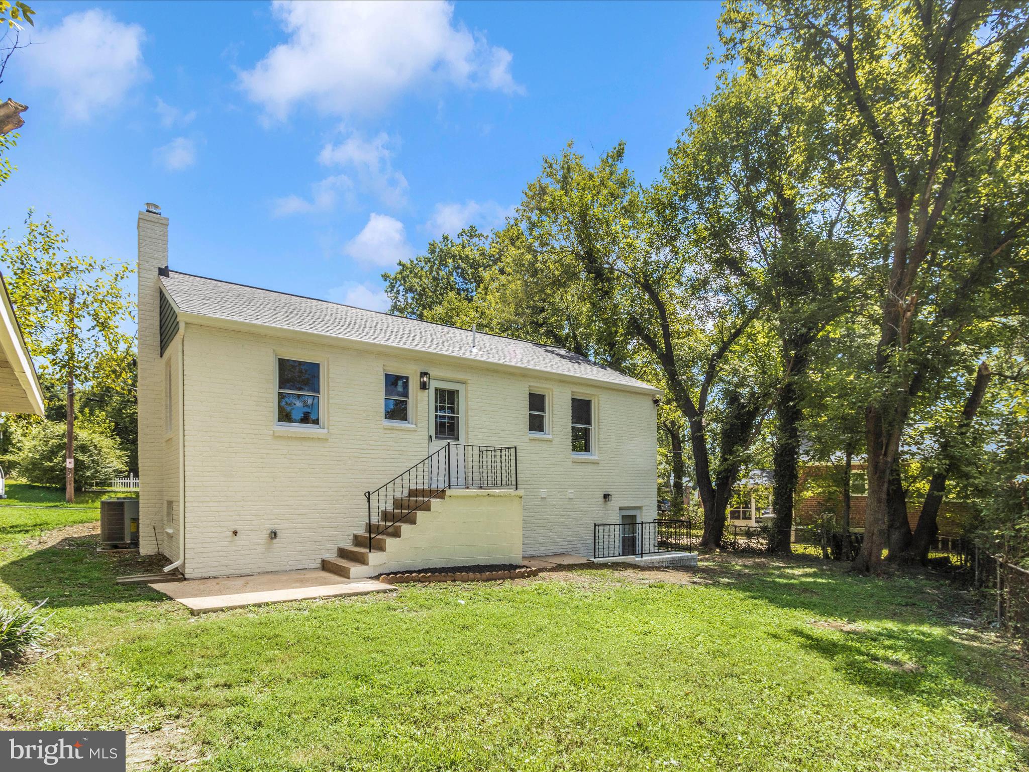 HOLLYWOOD - Residential