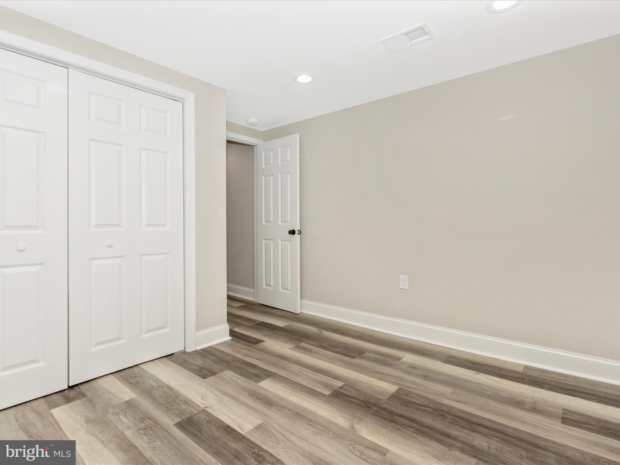 HOLLYWOOD - Residential