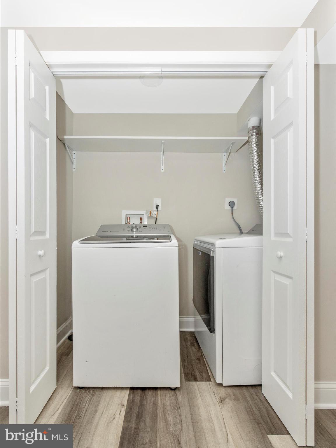 HOLLYWOOD - Residential