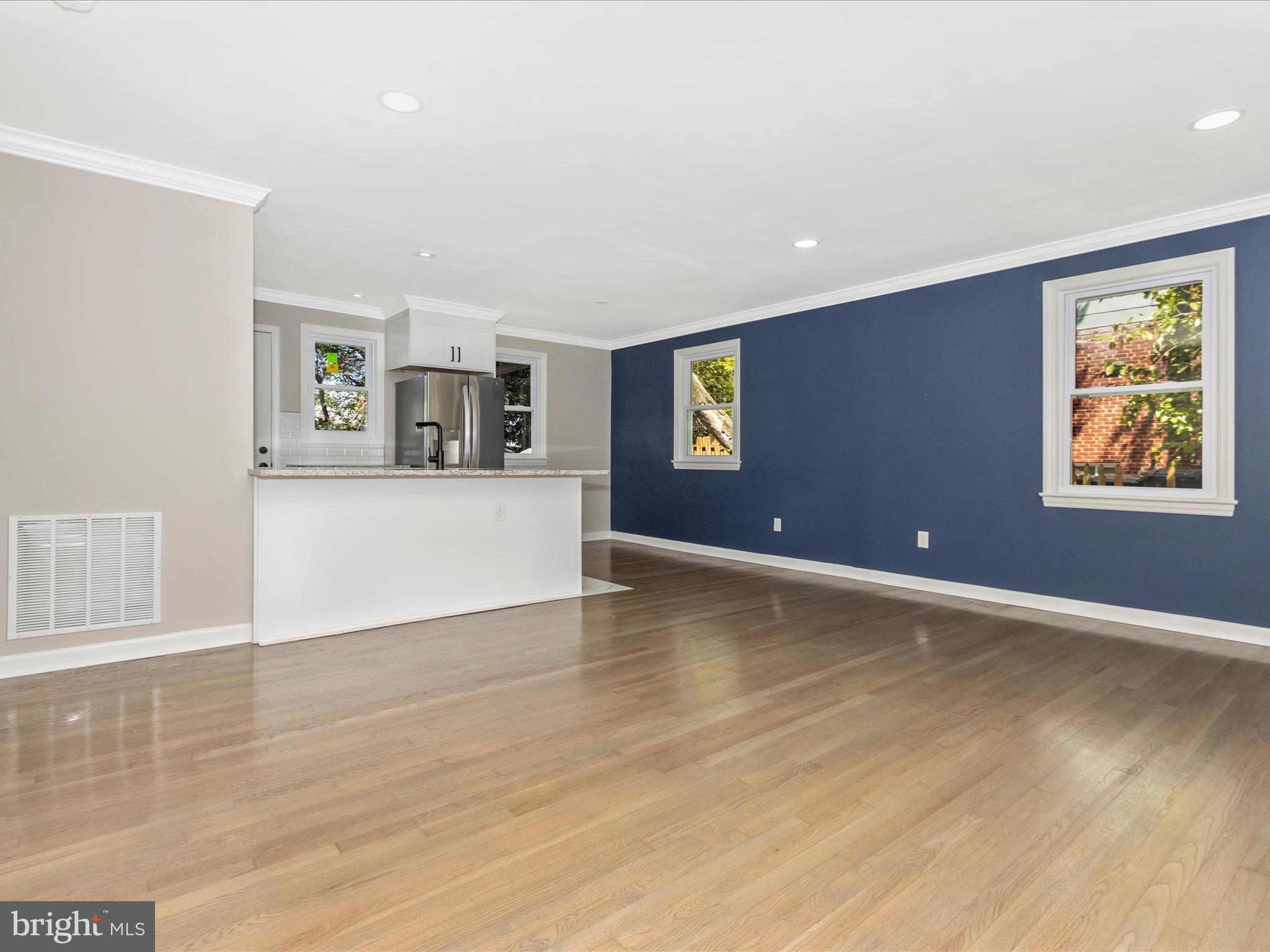 HOLLYWOOD - Residential