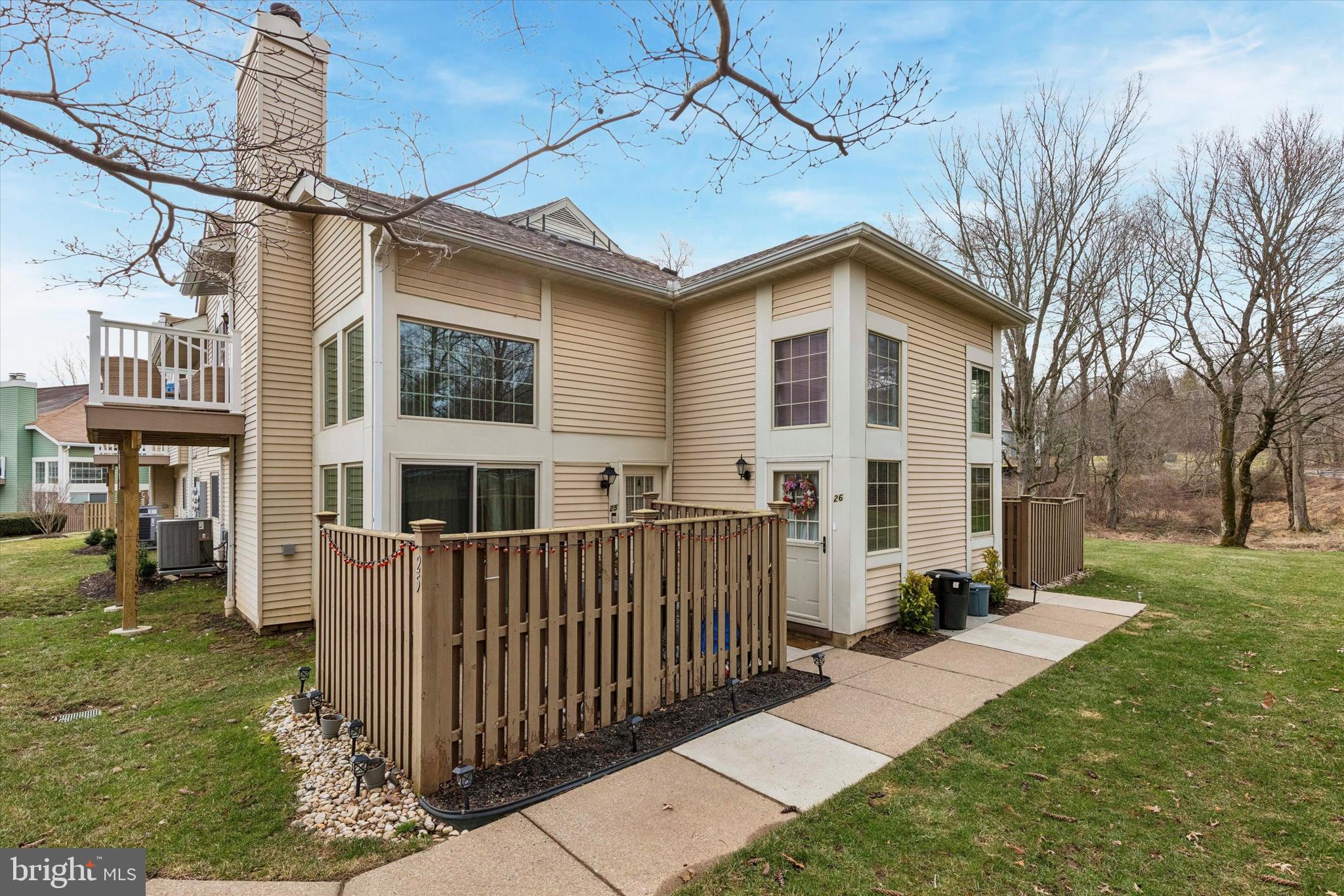 SAW MILL VALLEY - Residential