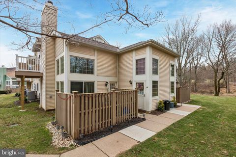 26 BROOKSIDE COURT 26 HORSHAM PA 19044