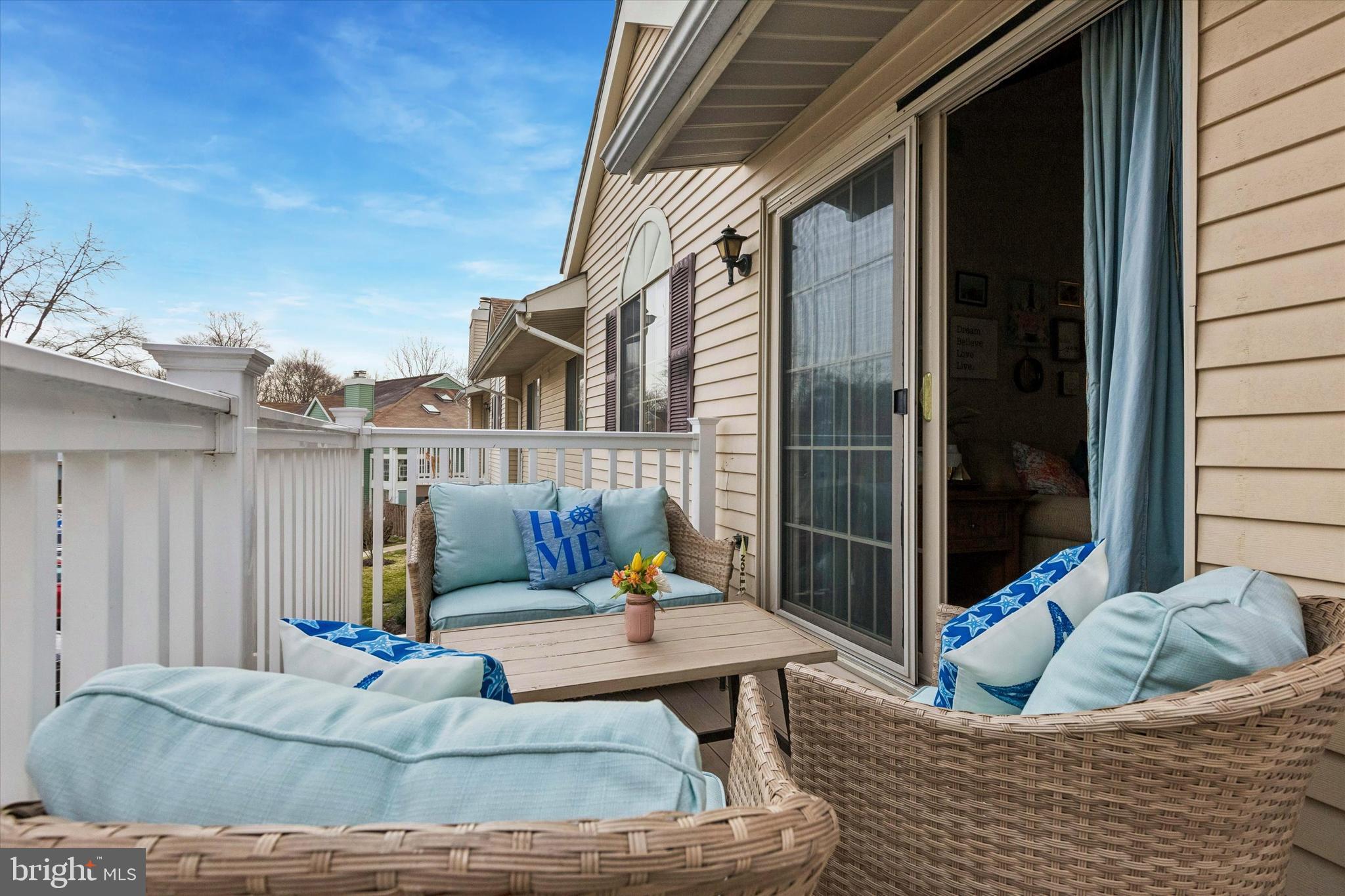 SAW MILL VALLEY - Residential