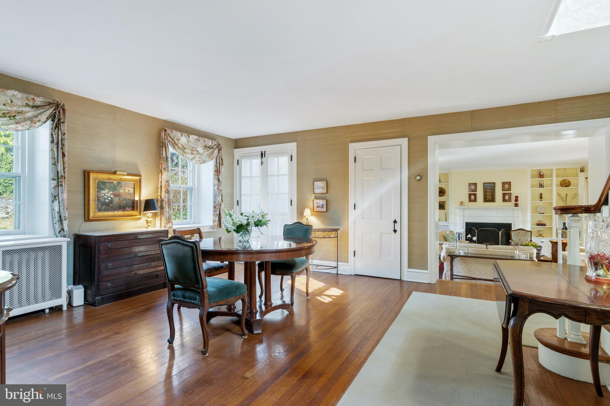 SOUTH WAYNE - Residential