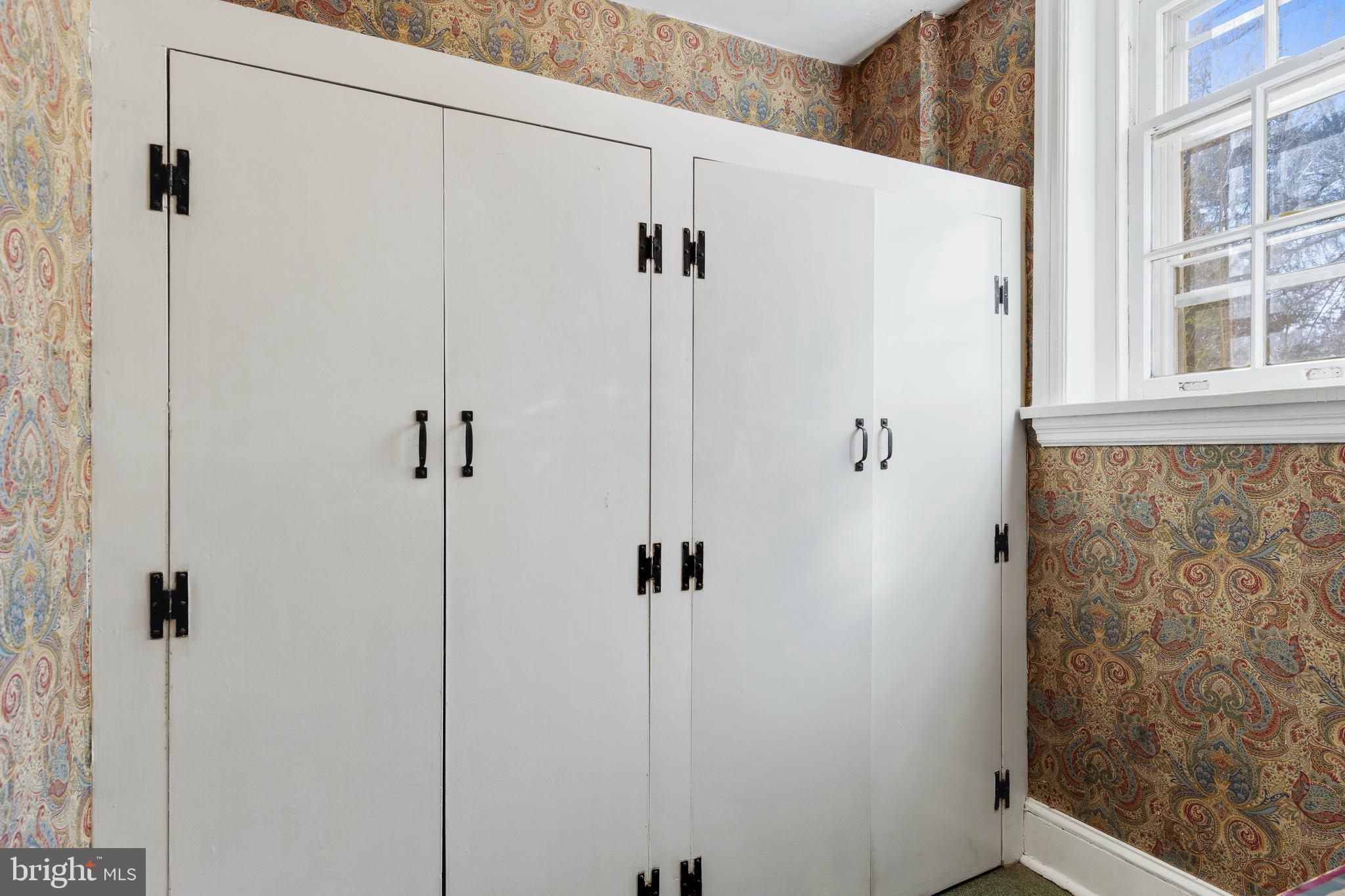 SOUTH WAYNE - Residential