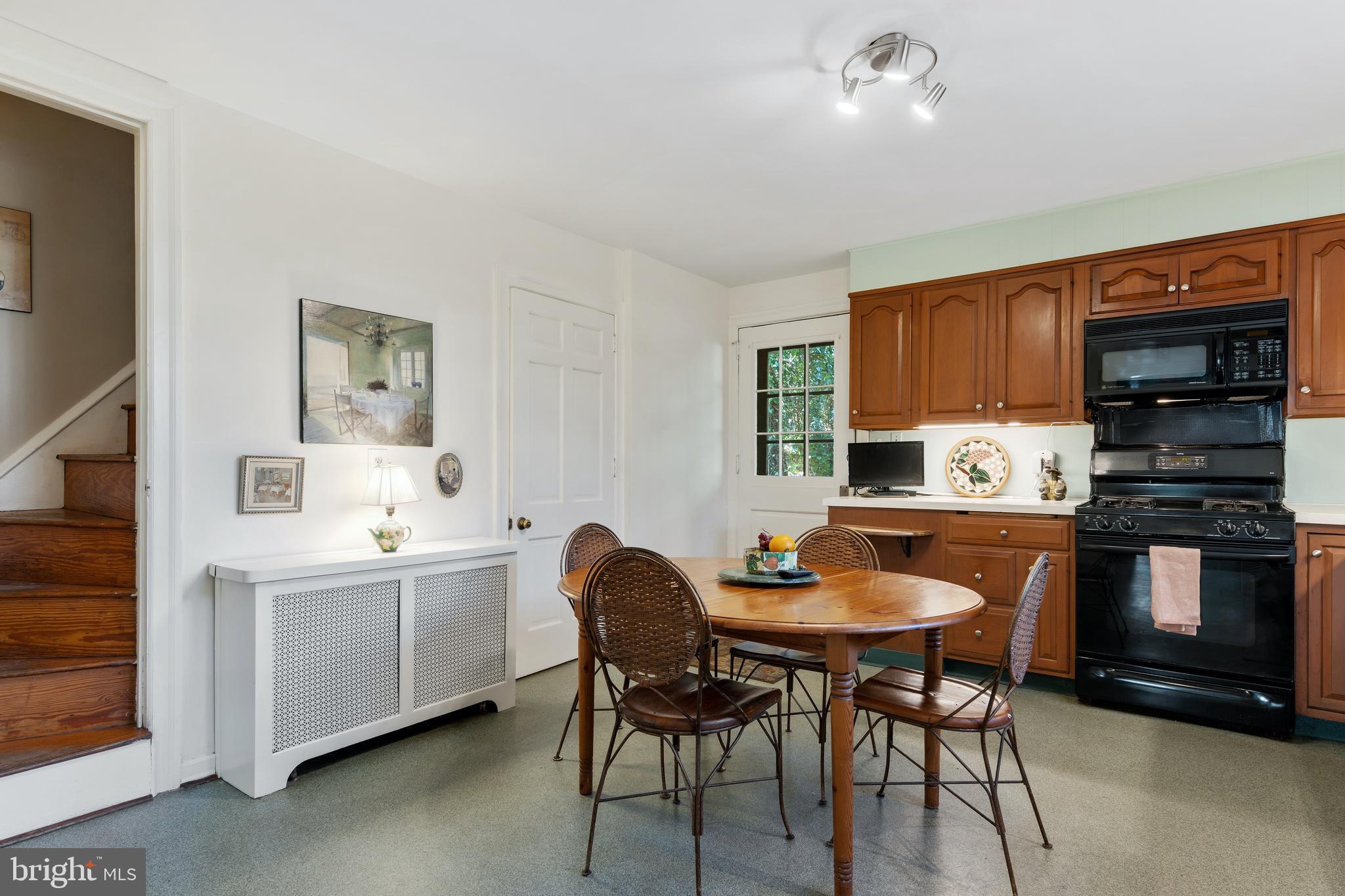 SOUTH WAYNE - Residential