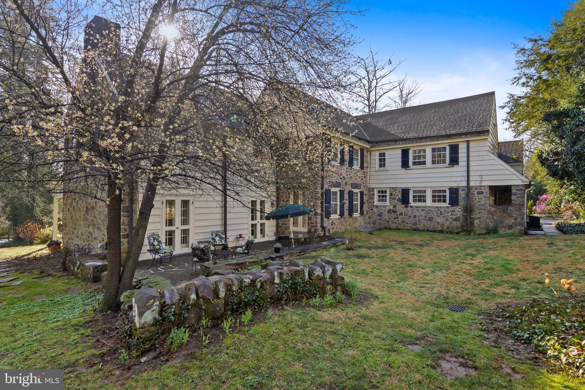 SOUTH WAYNE - Residential