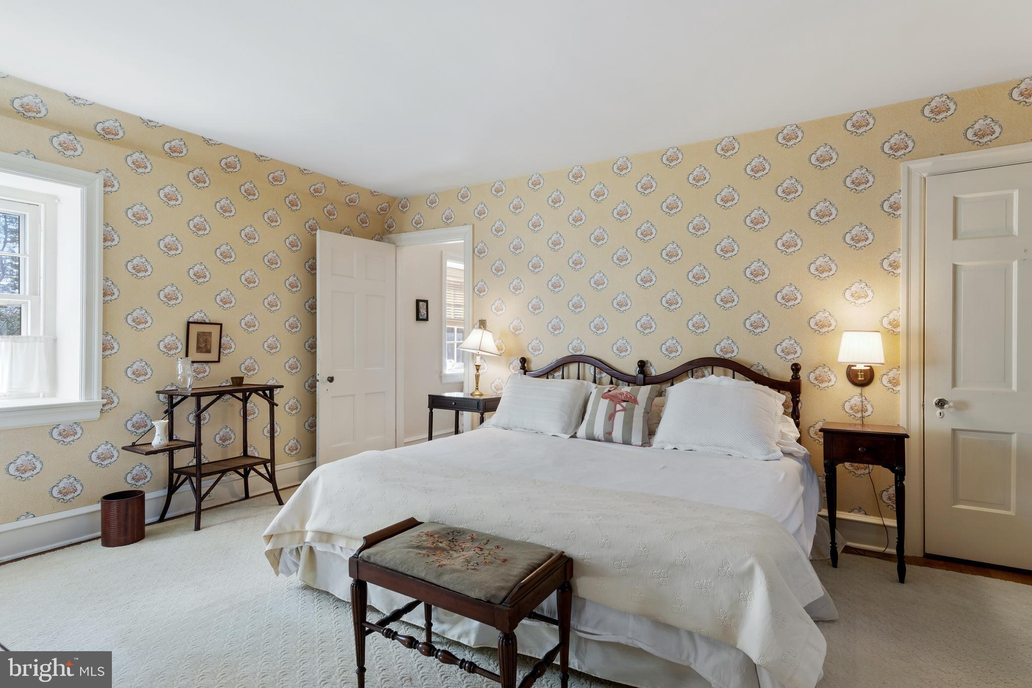 SOUTH WAYNE - Residential