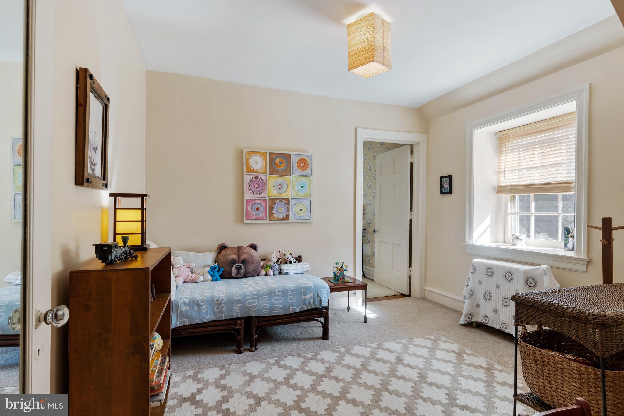 SOUTH WAYNE - Residential