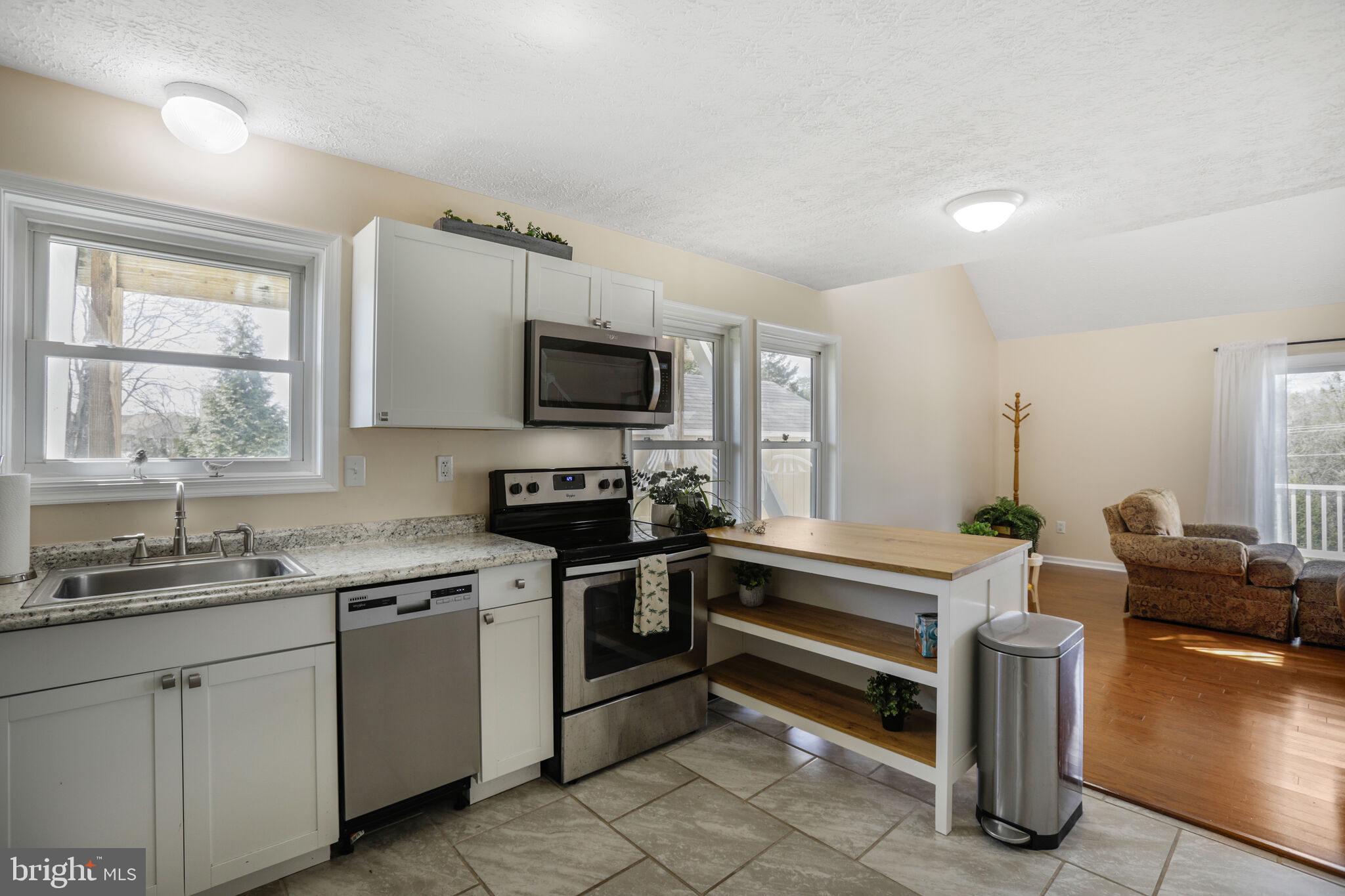 BELMONT SHORES - Residential