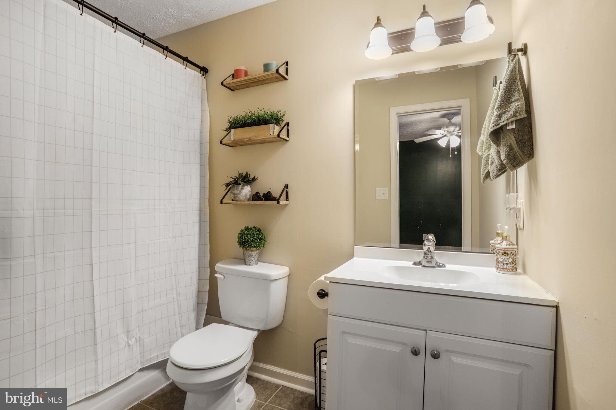 BELMONT SHORES - Residential