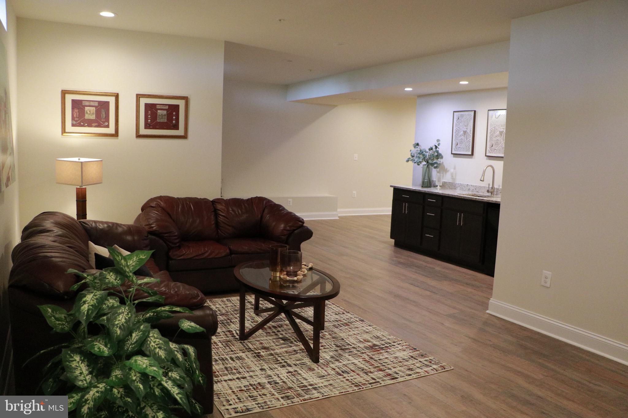 THE VINEYARDS - Residential