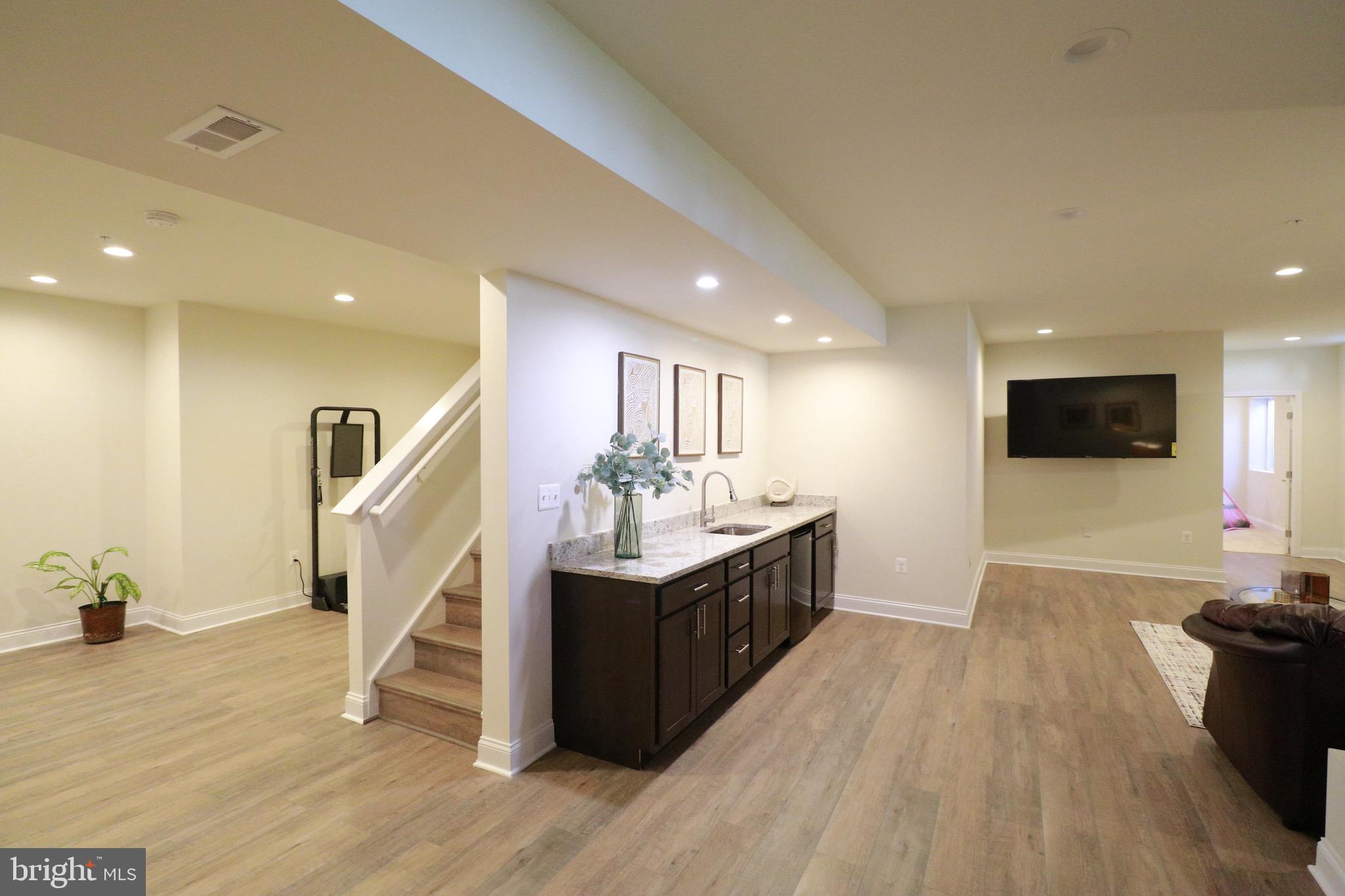 THE VINEYARDS - Residential