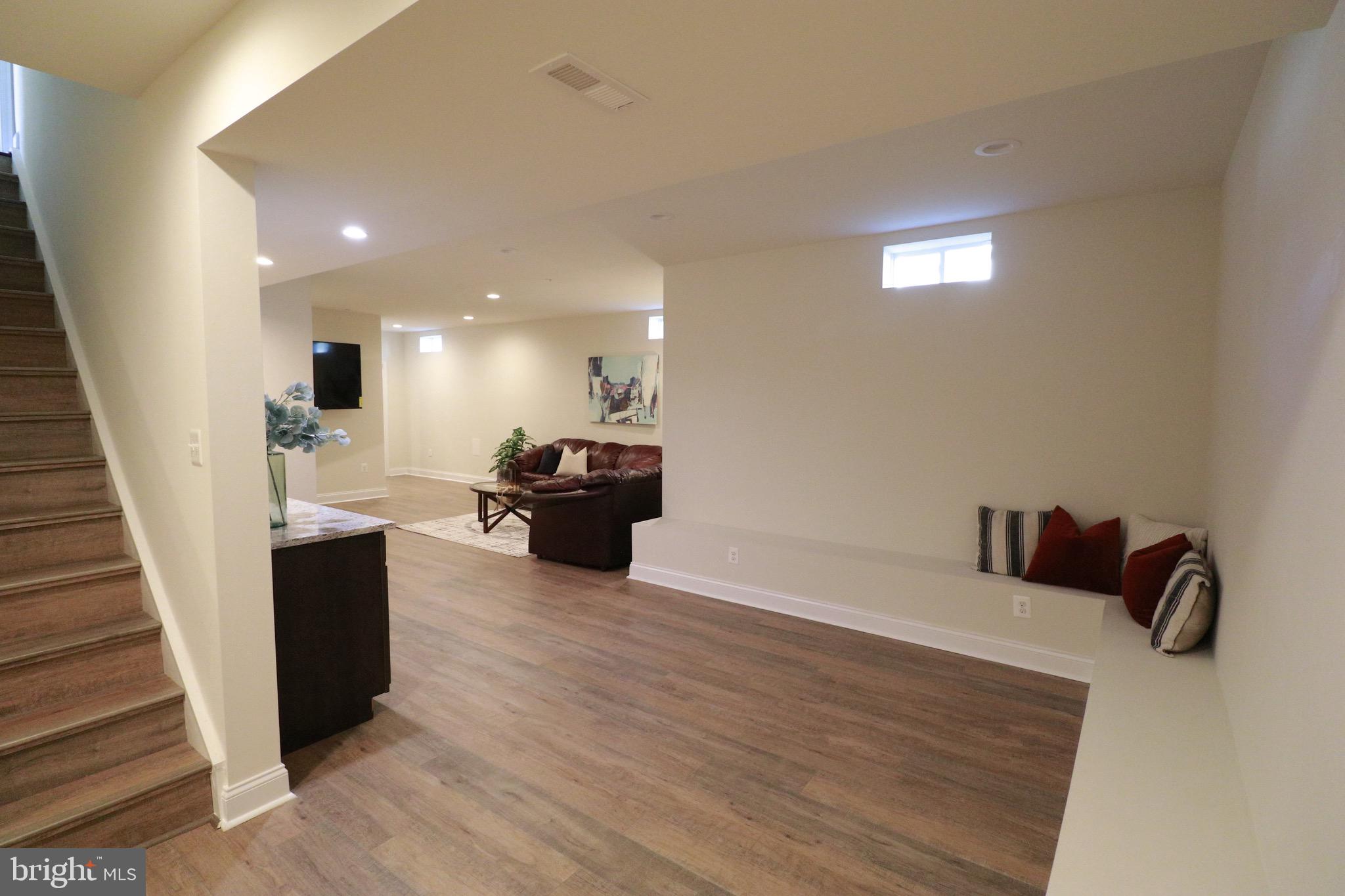 THE VINEYARDS - Residential