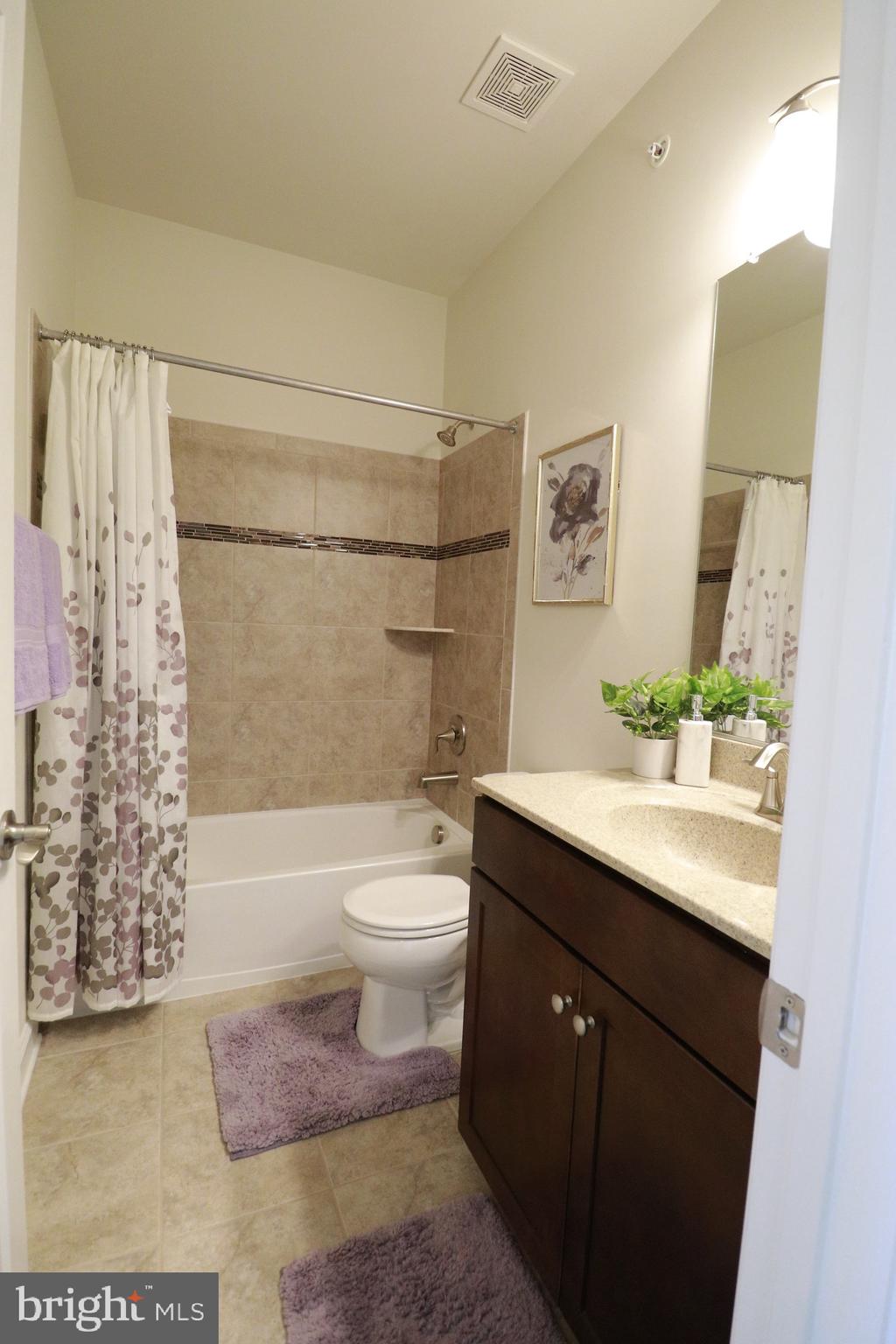 THE VINEYARDS - Residential