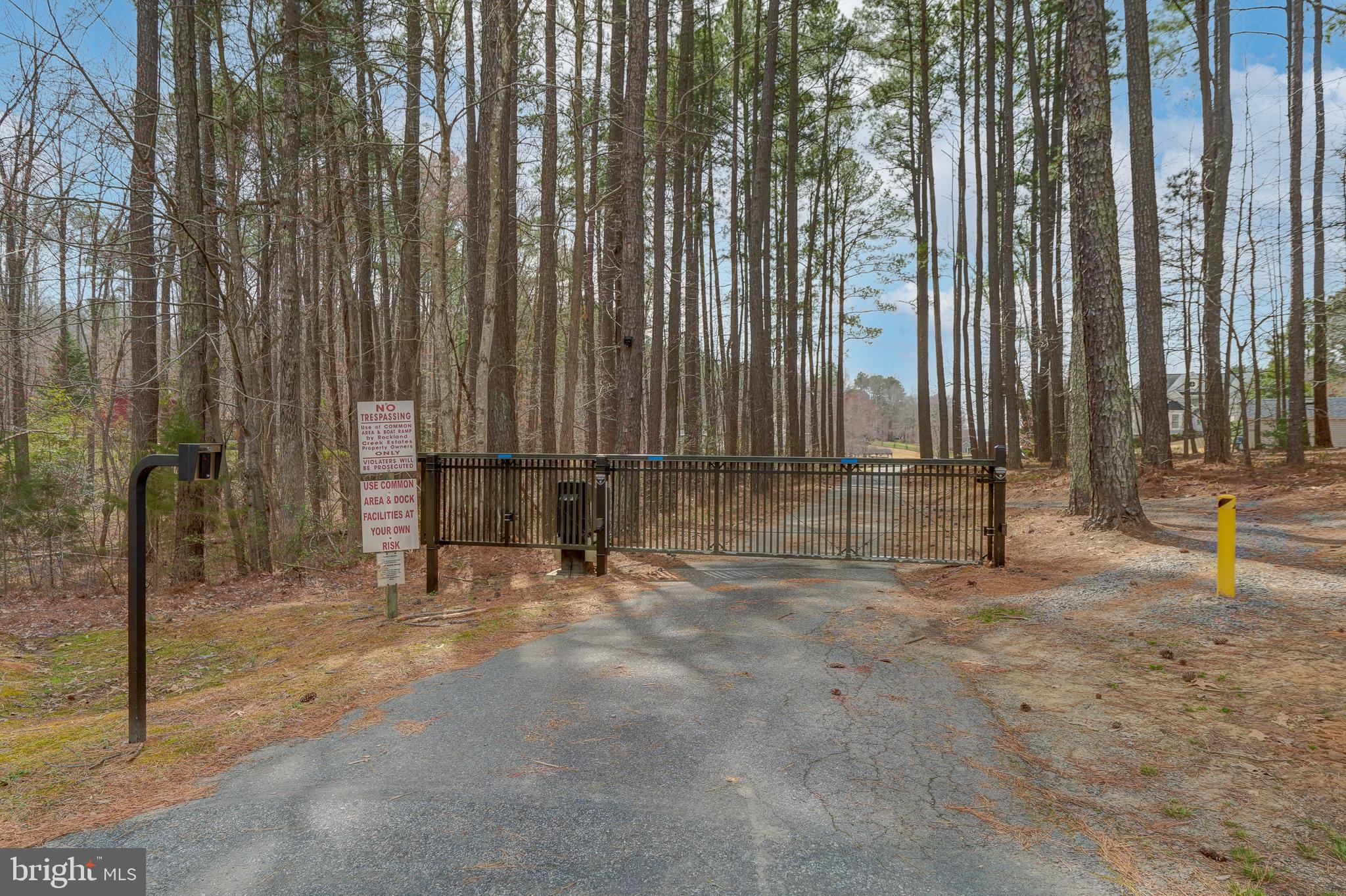 ROCKLAND CREEK ESTATES - Residential