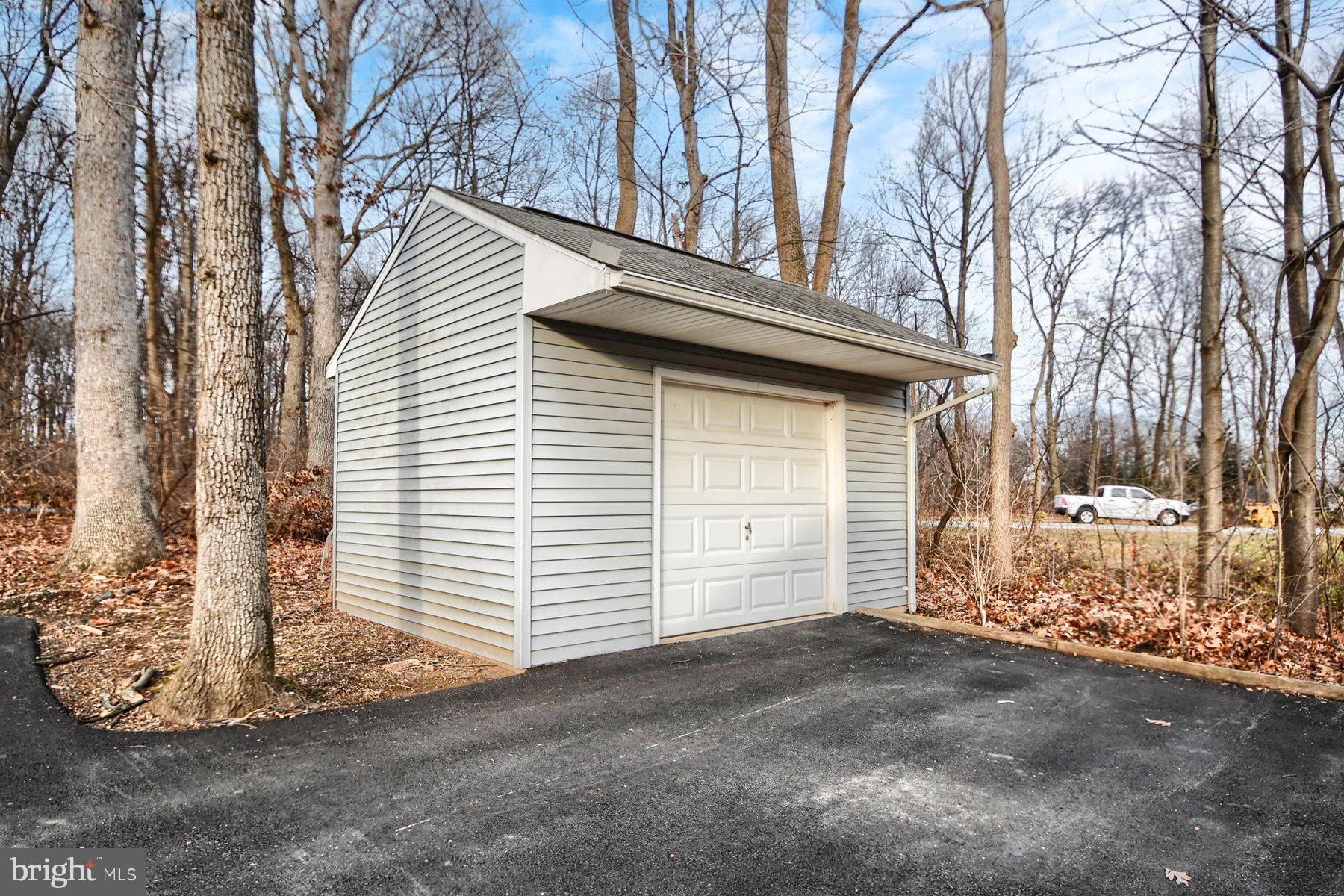 REBECCA RIDGE - Residential