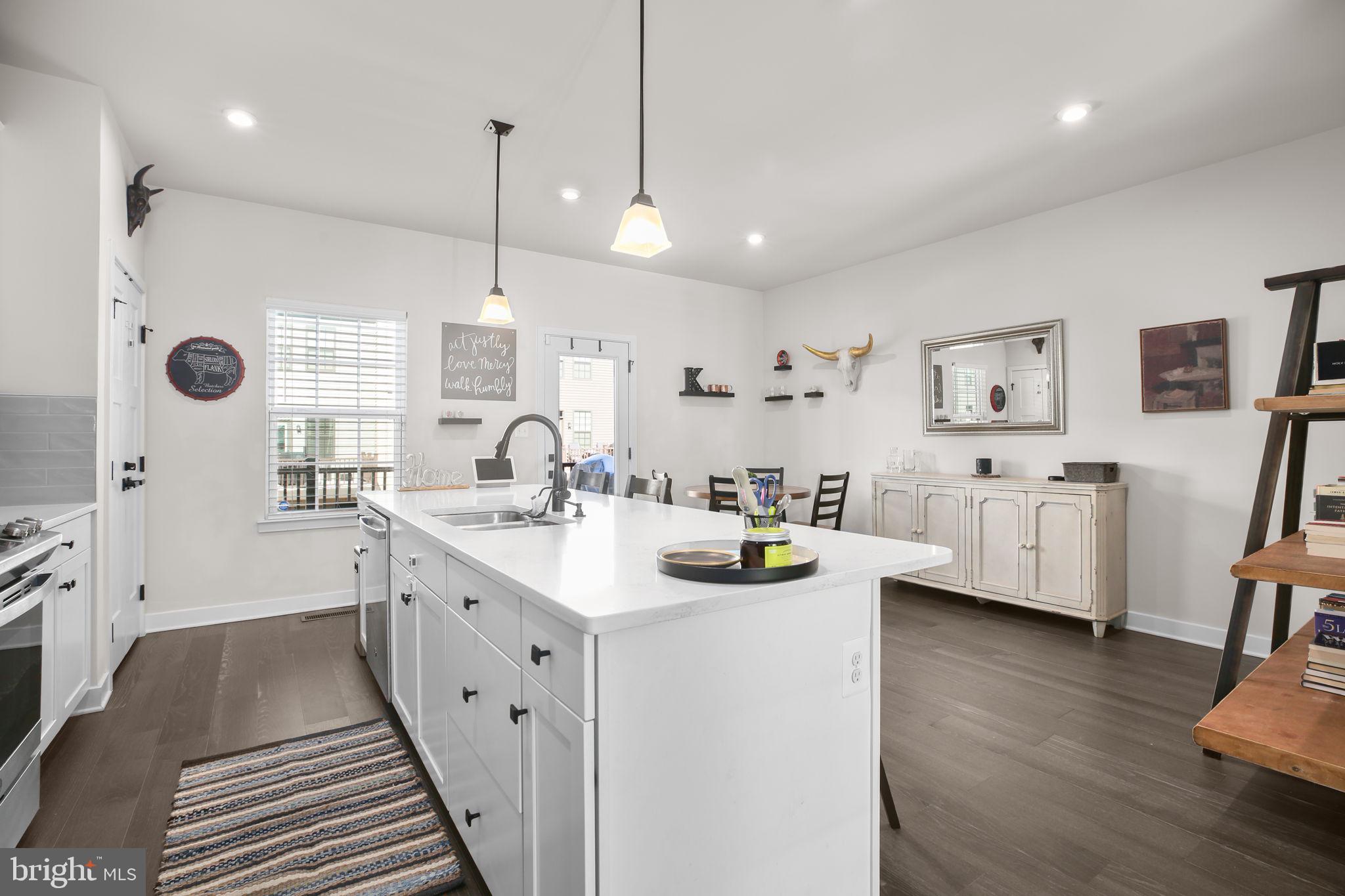 FREDERICKSBURG - Residential