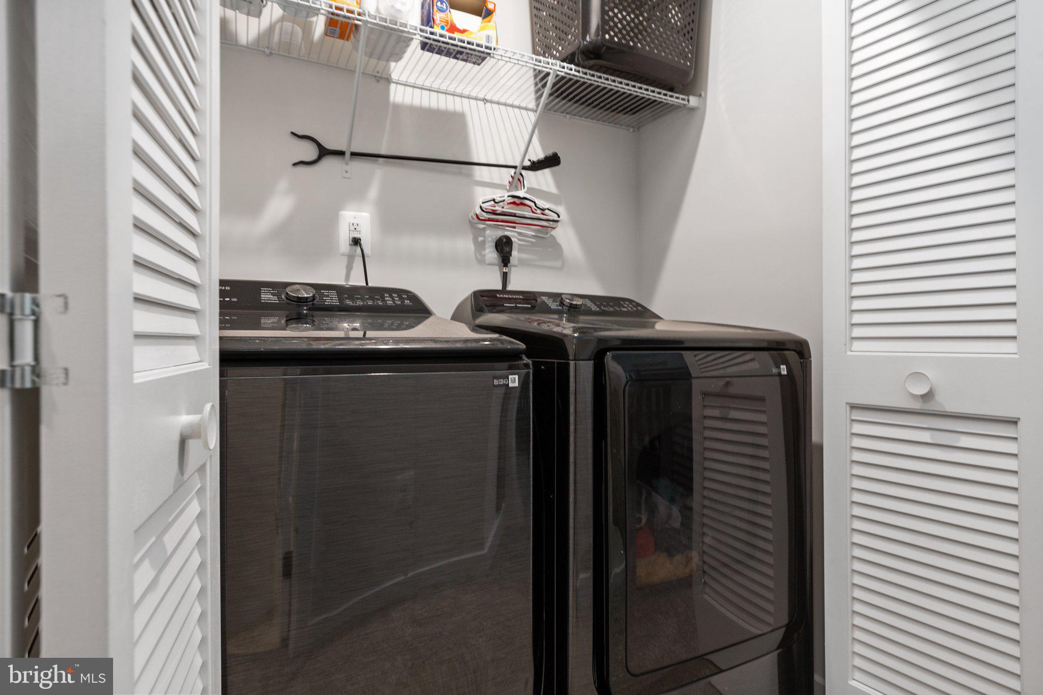 FREDERICKSBURG - Residential