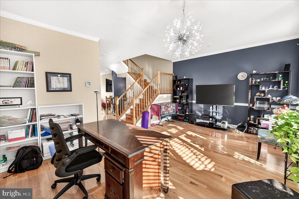 GOVERNORS GRANT - Residential Lease