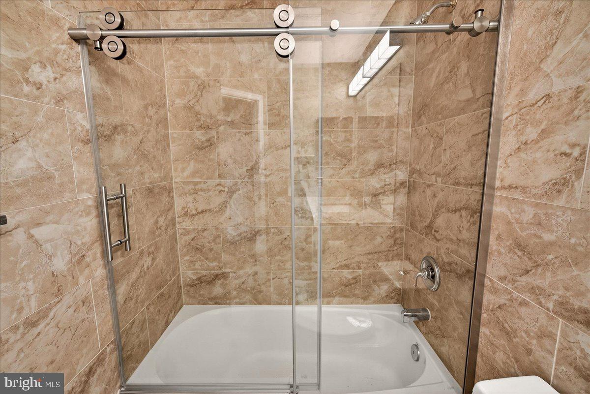 GOVERNORS GRANT - Residential Lease