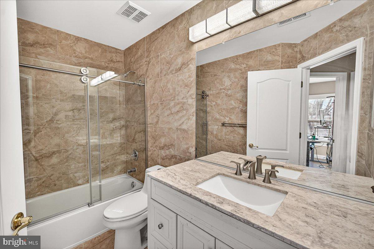 GOVERNORS GRANT - Residential Lease