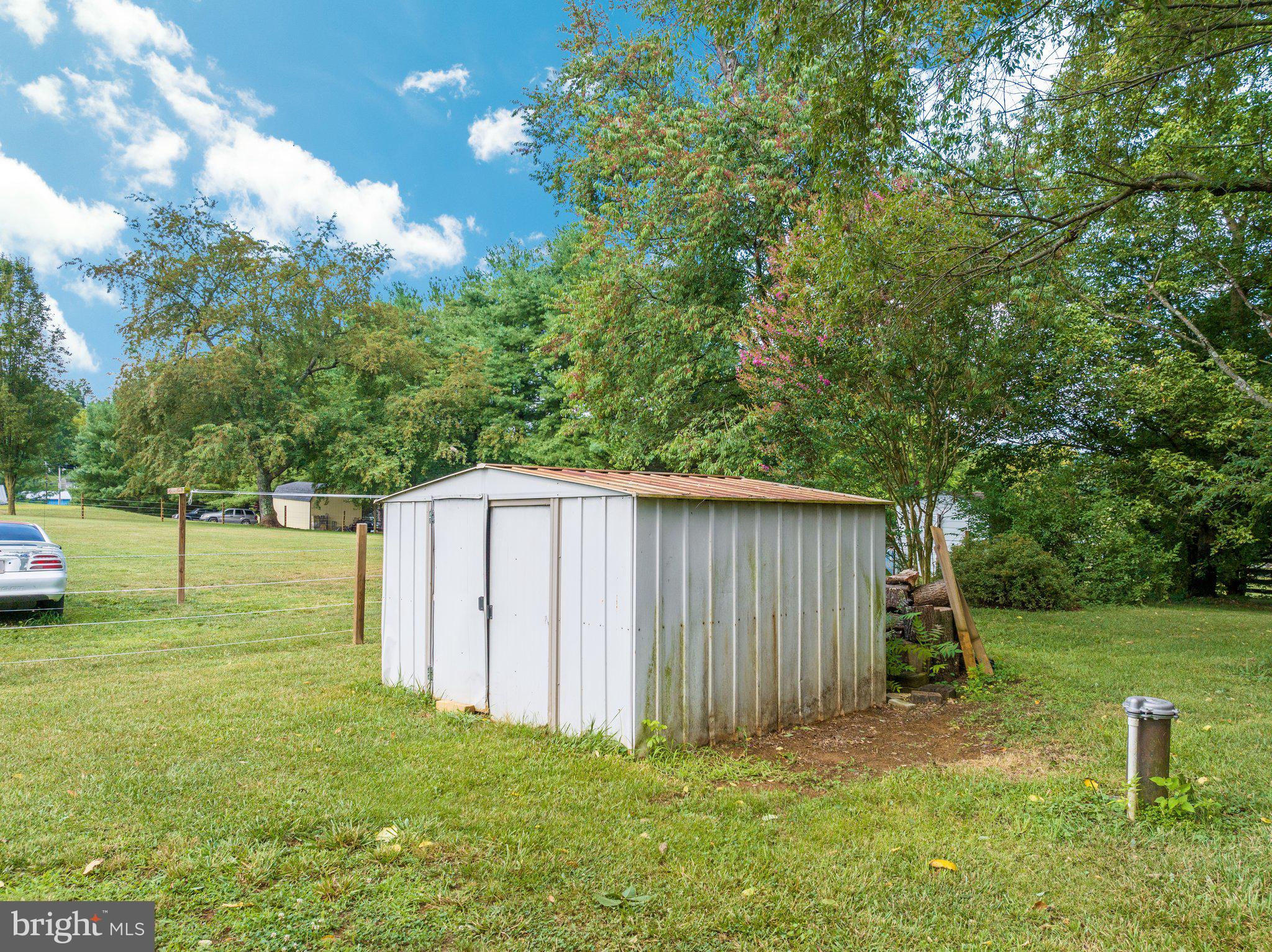 CLEVENGER ACRES - Residential