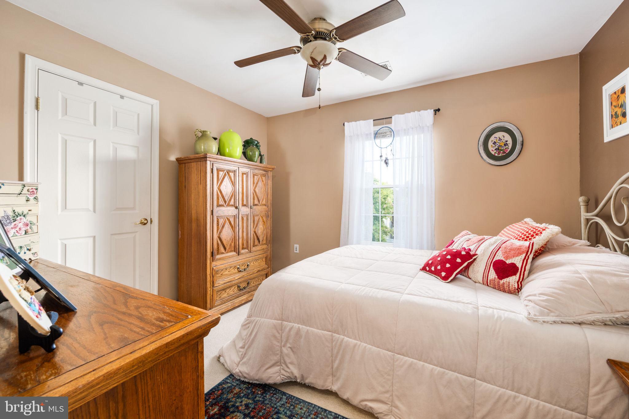 DALE CITY - Residential