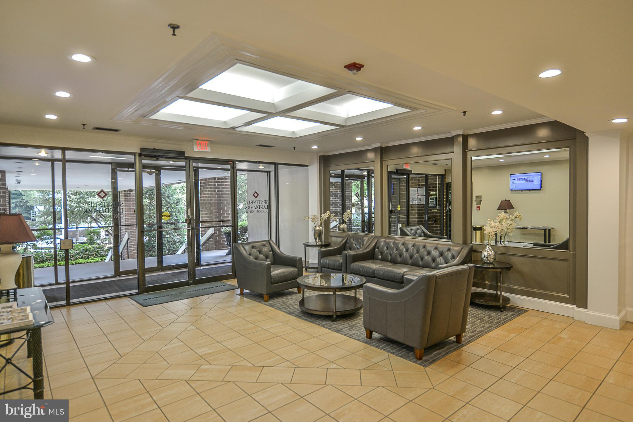 SENTINEL OF LANDMARK - Residential