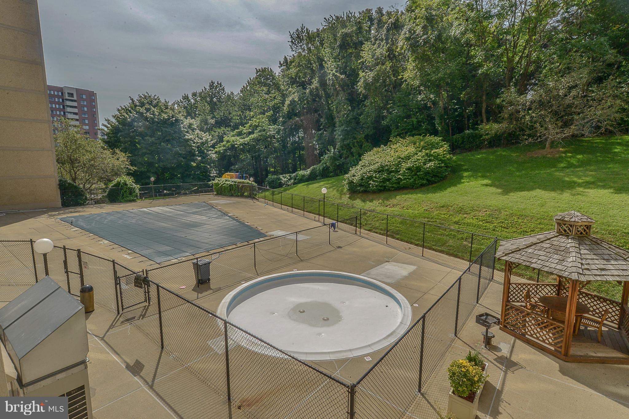 SENTINEL OF LANDMARK - Residential