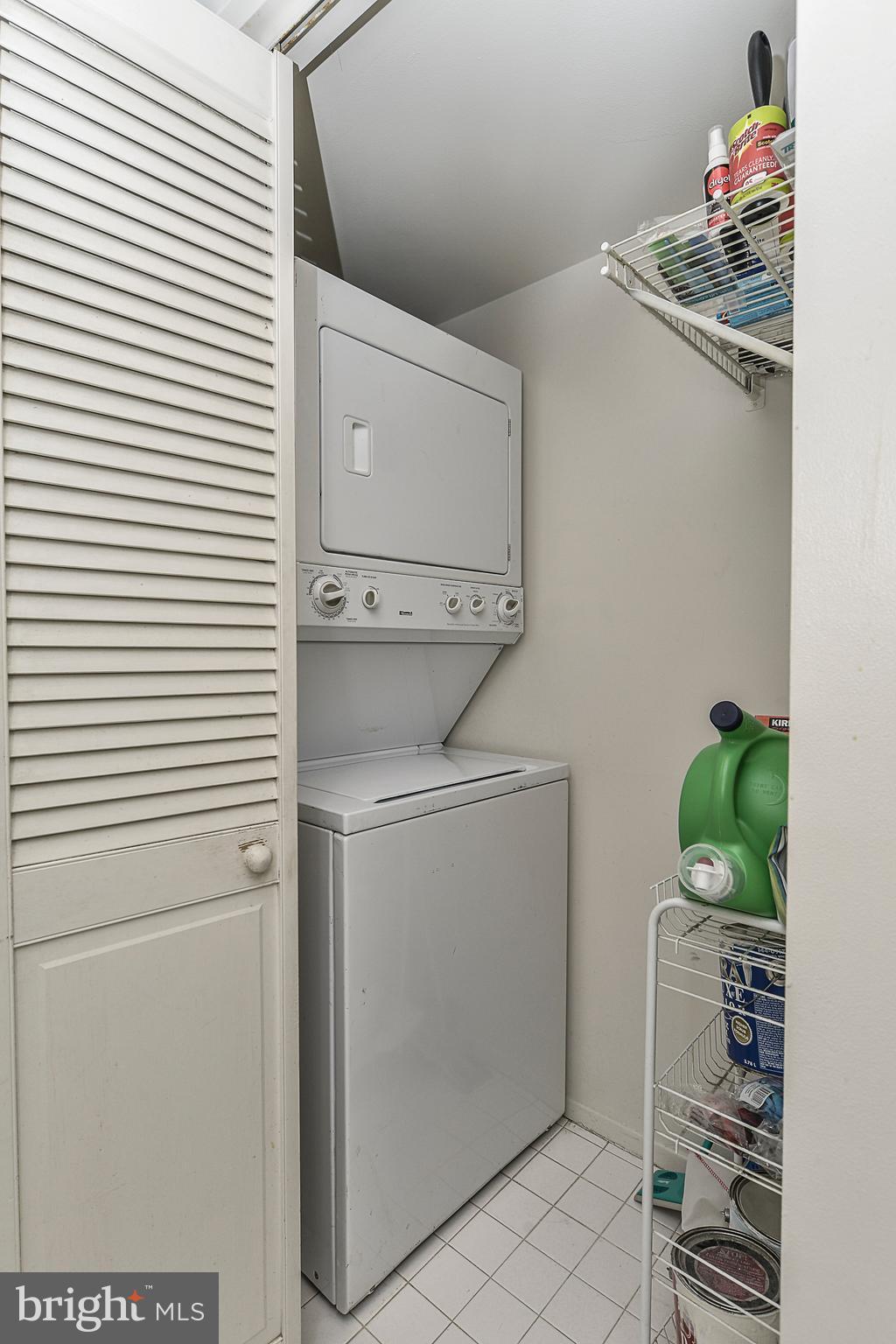 SENTINEL OF LANDMARK - Residential