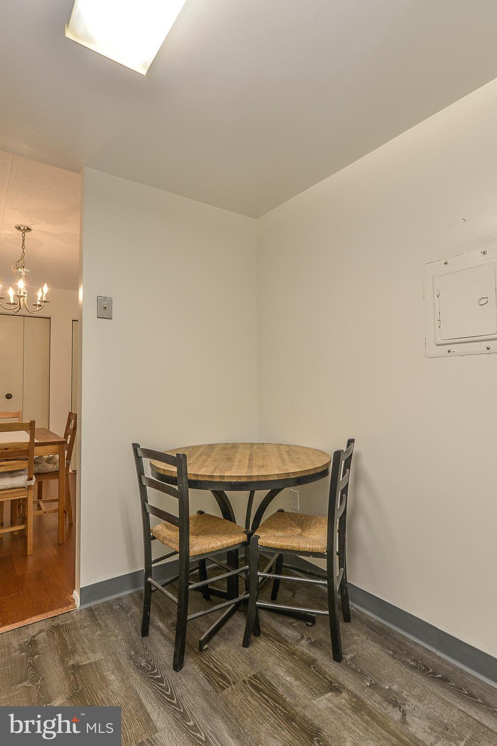 SENTINEL OF LANDMARK - Residential