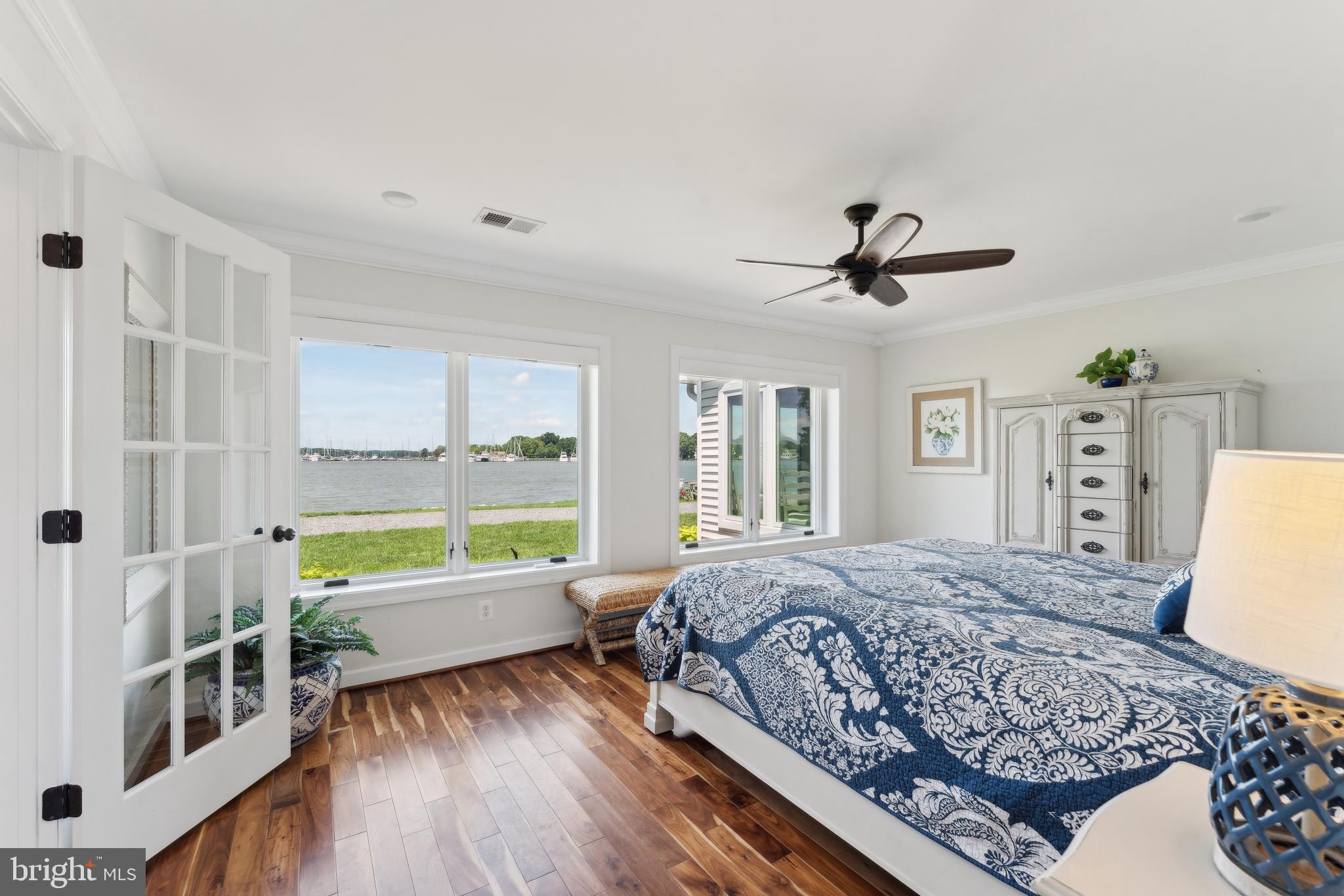 BACK BAY BEACH - Residential