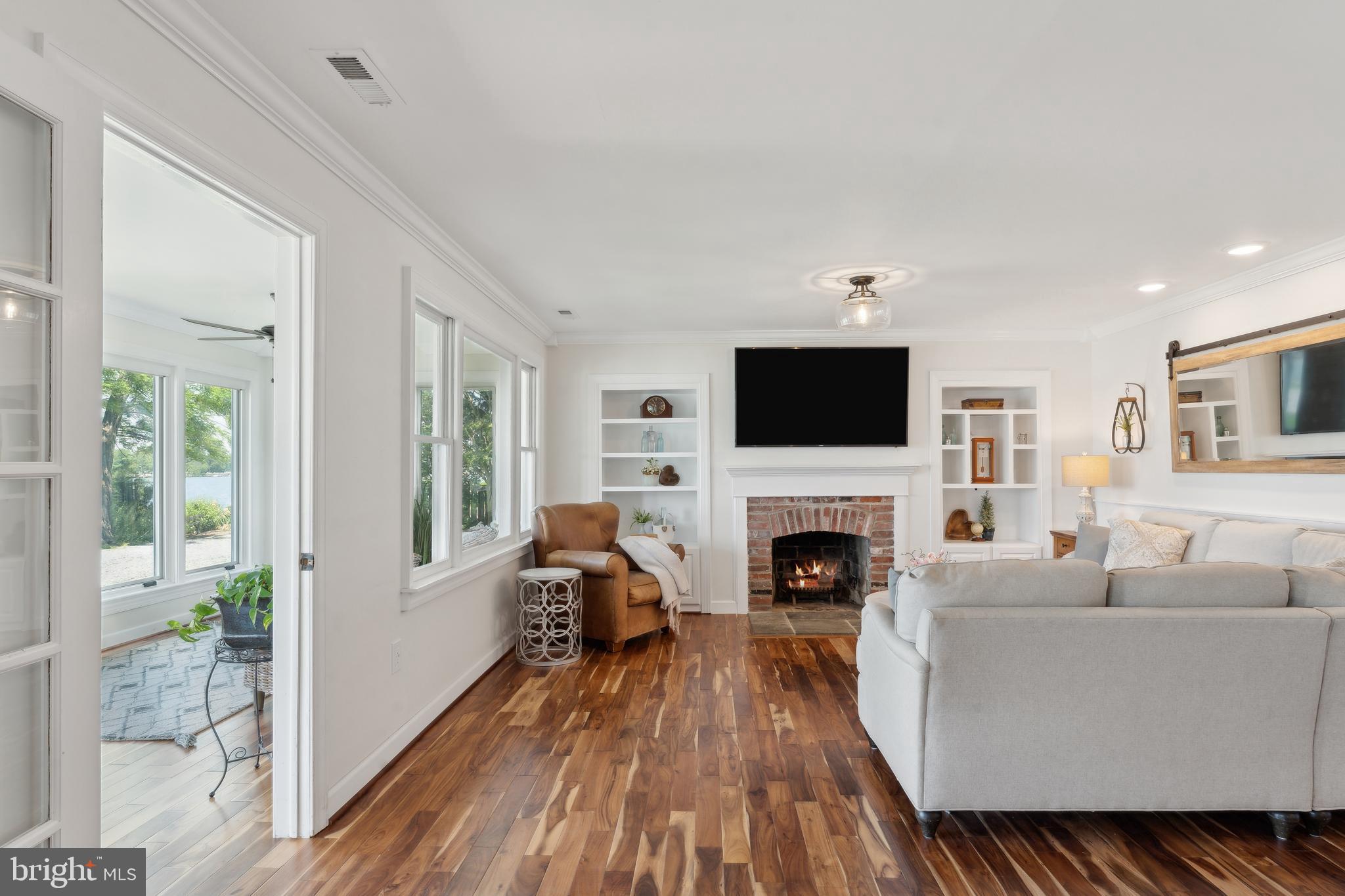 BACK BAY BEACH - Residential