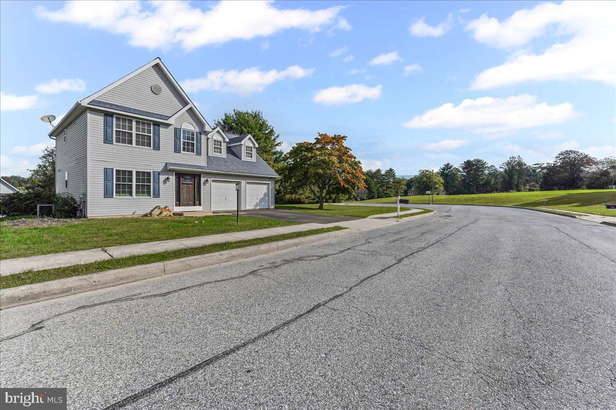 BROOKSIDE ESTATES - Residential