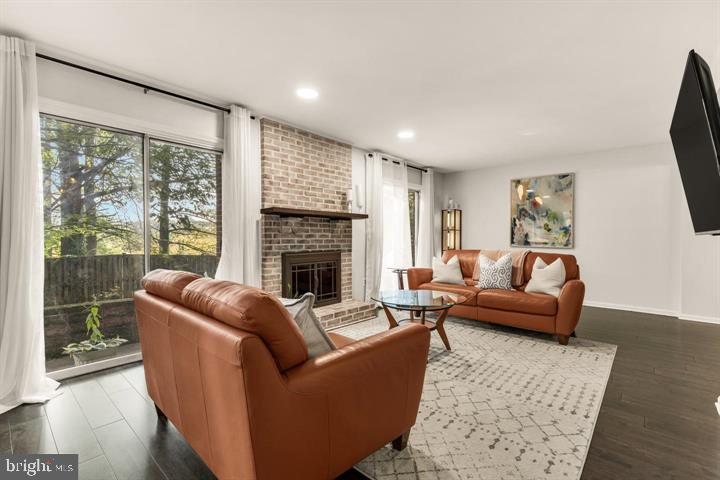 NORTHWEST BRANCH ESTATES - Residential Lease