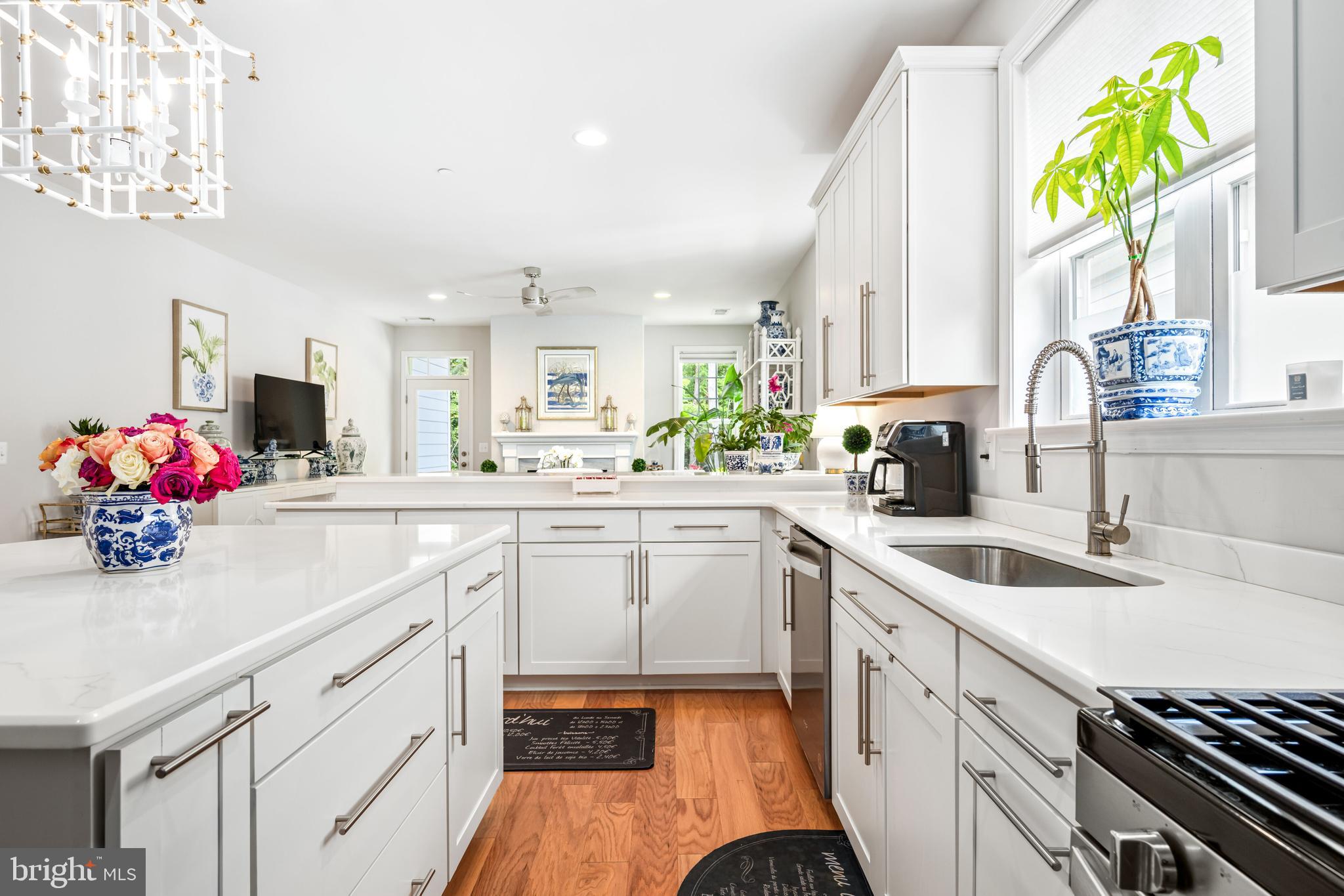 EASTON VILLAGE - Residential