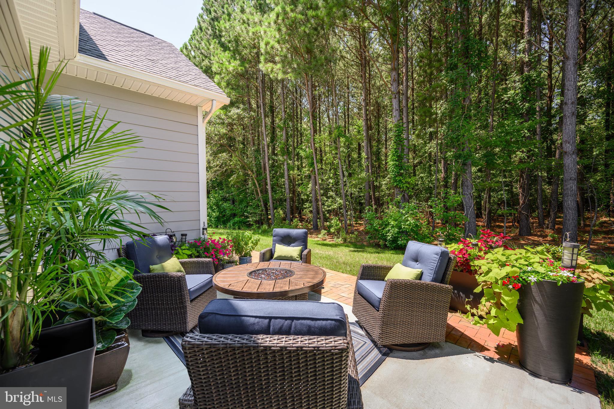 EASTON VILLAGE - Residential