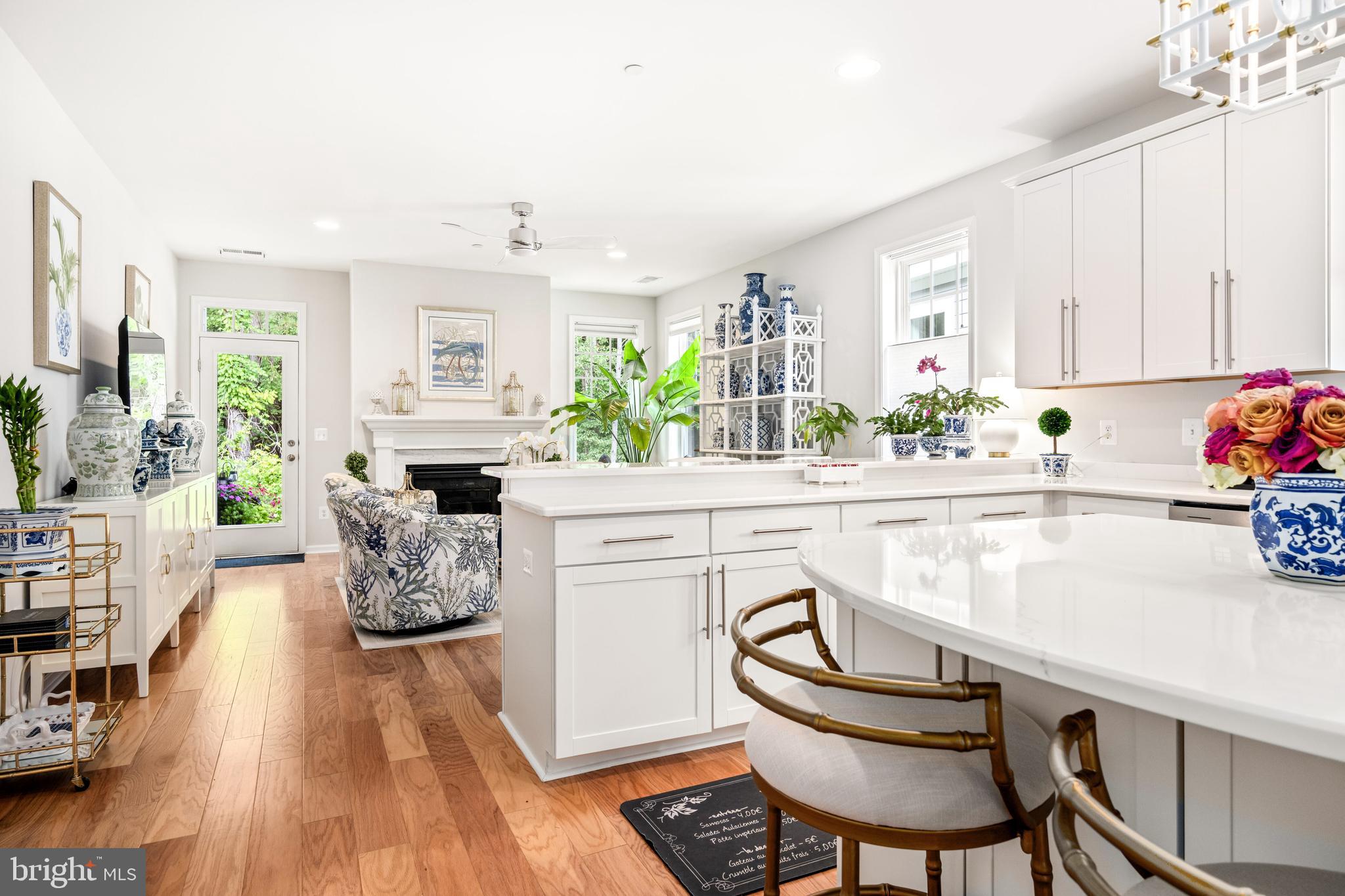 EASTON VILLAGE - Residential