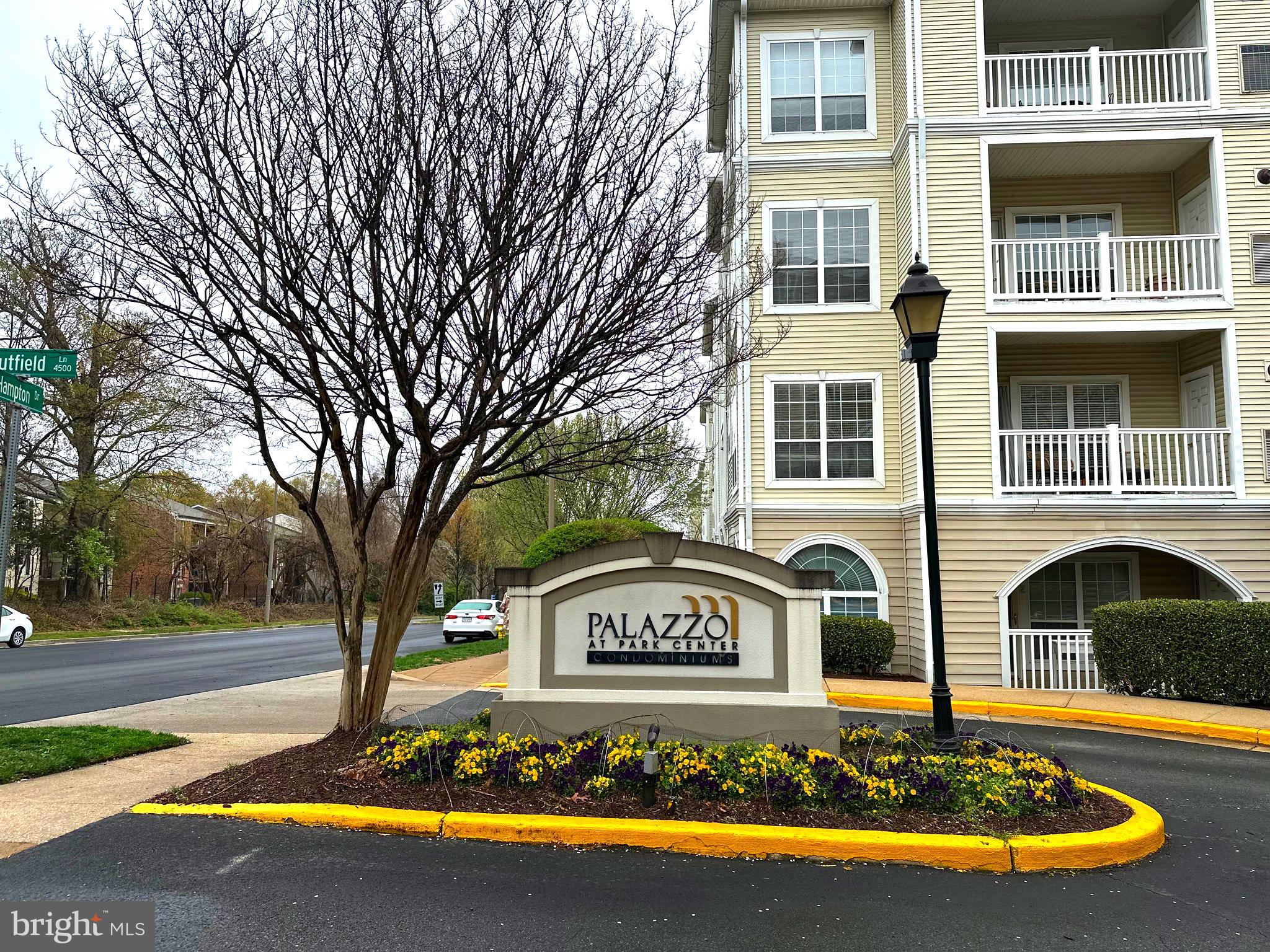 4560 STRUTFIELD LANE 1203