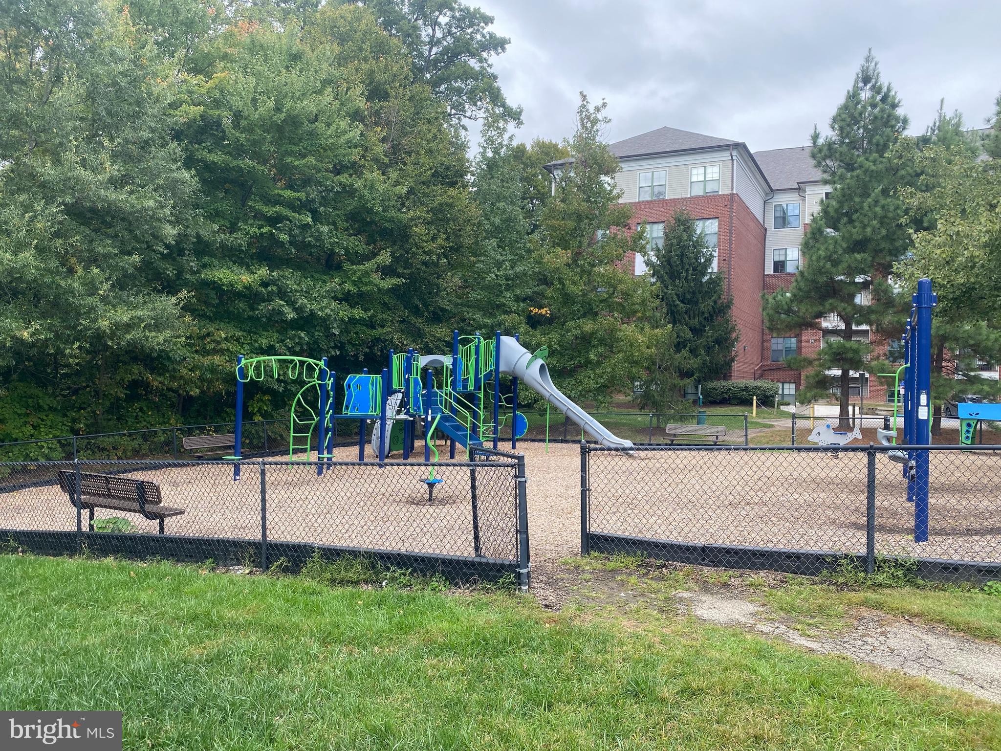 LORTON STATION NORTH CND - Residential