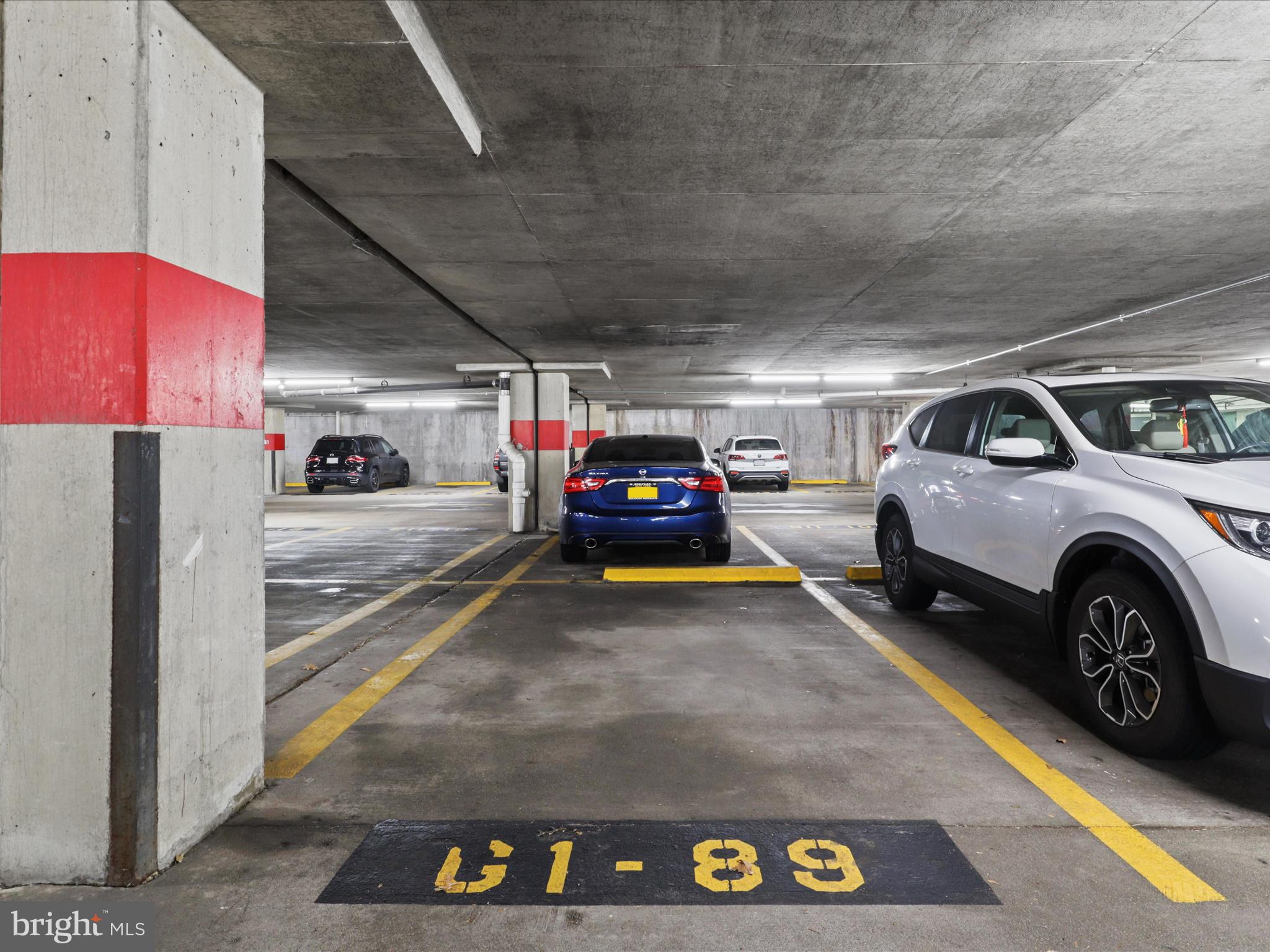 SKYLINE SQUARE CONDO - Residential Lease