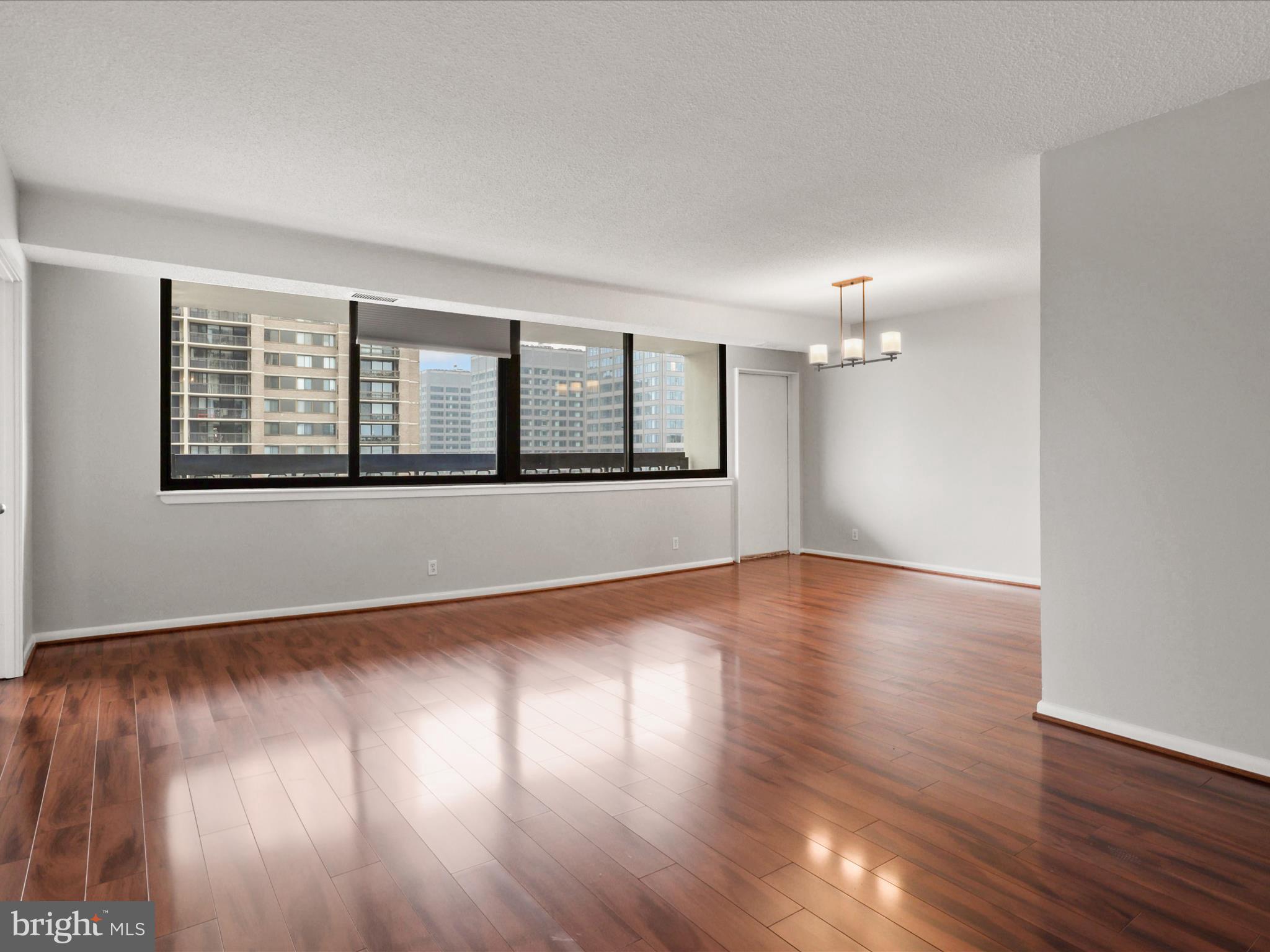 SKYLINE SQUARE CONDO - Residential Lease