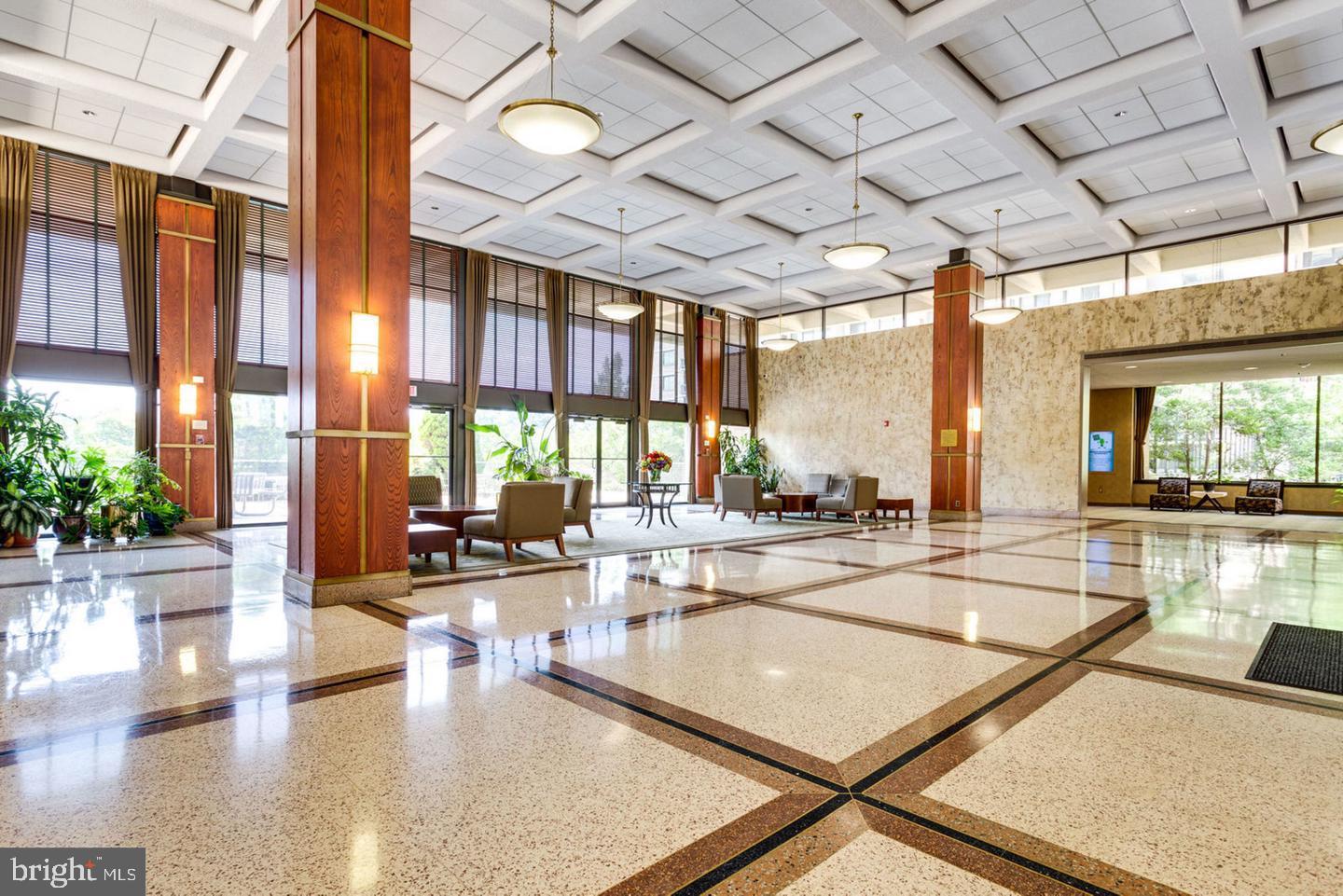 SKYLINE SQUARE CONDO - Residential Lease