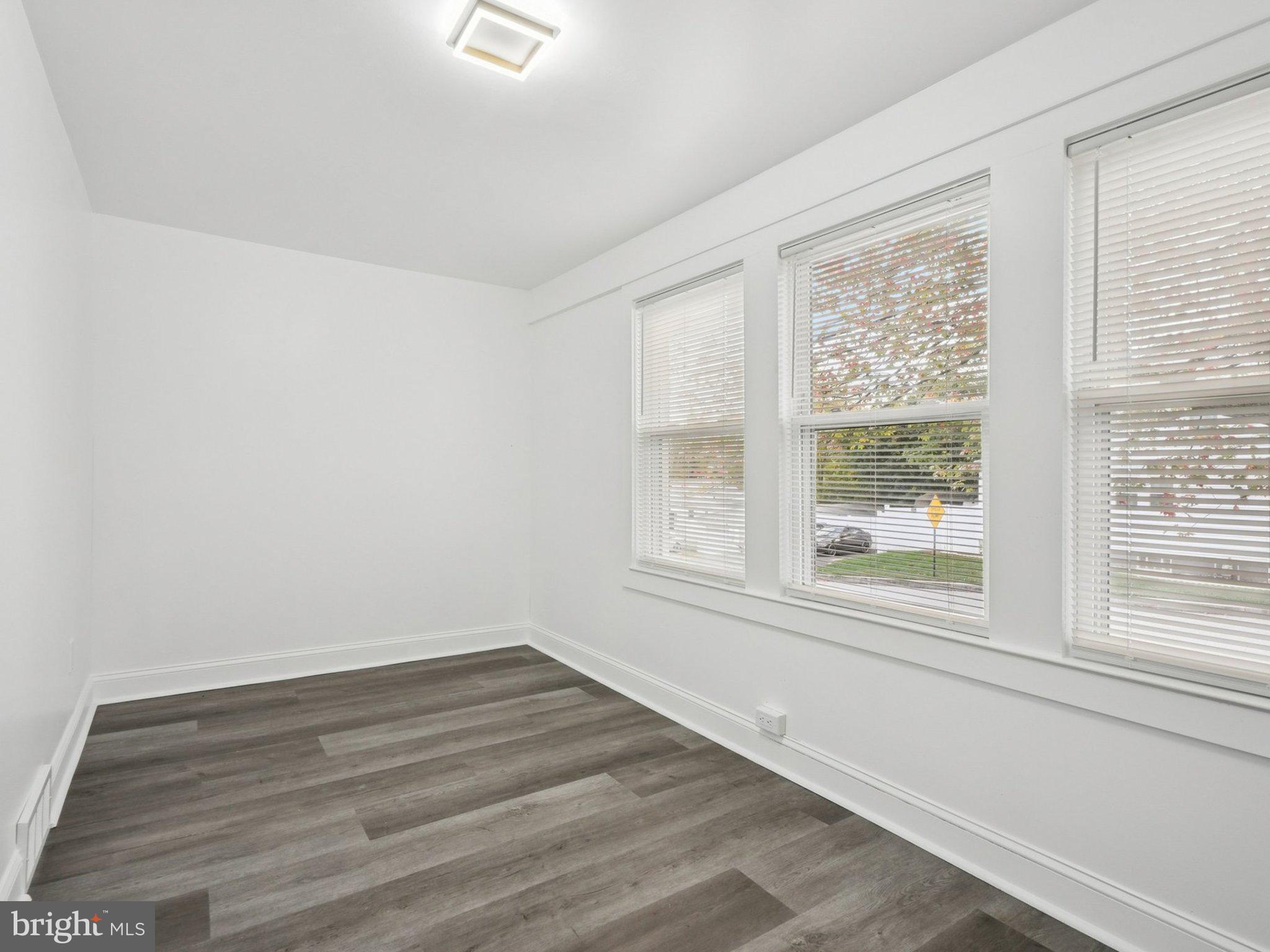 LENNOX PARK MHP - Residential